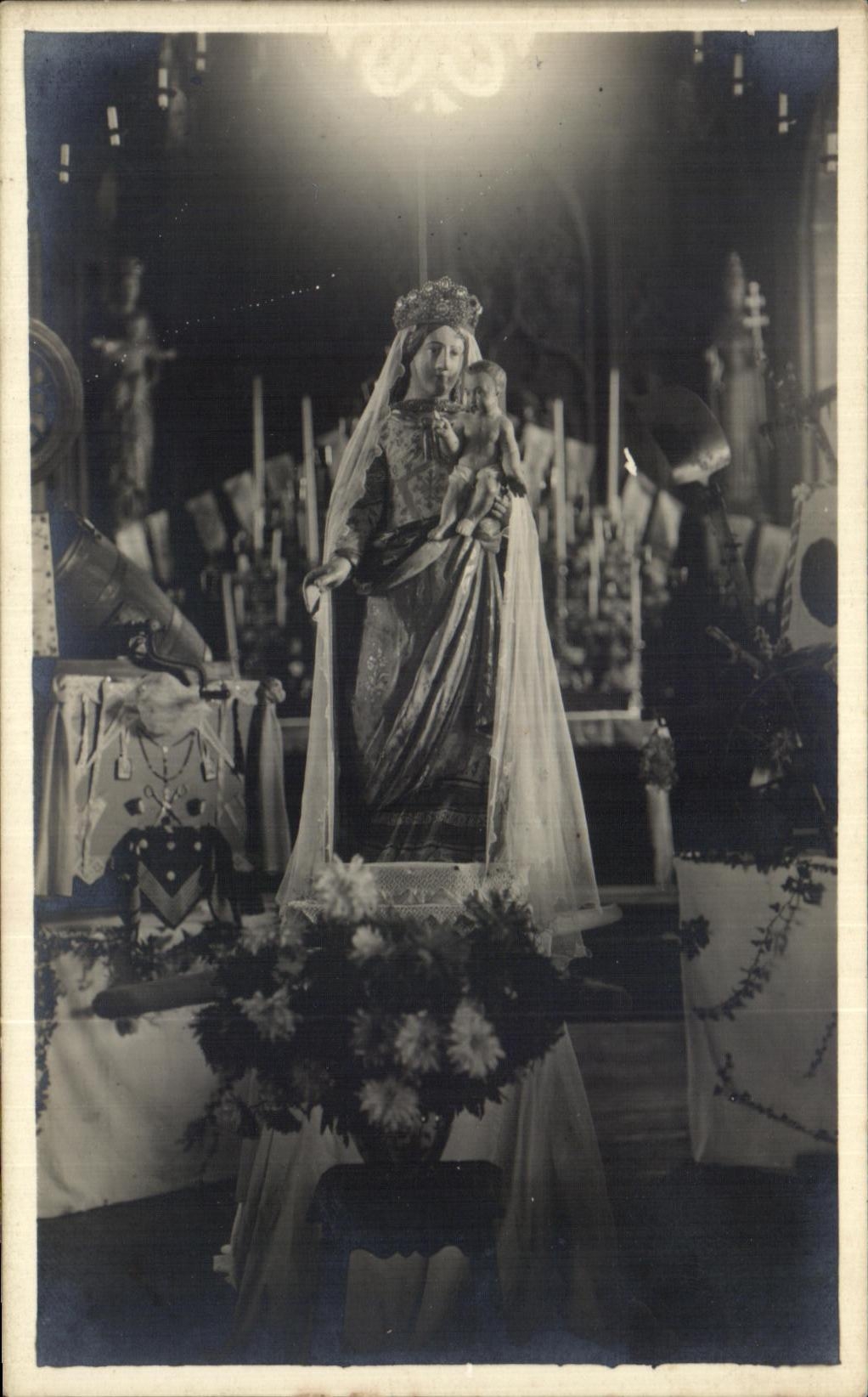 CARTE PHOTO Vierge 
