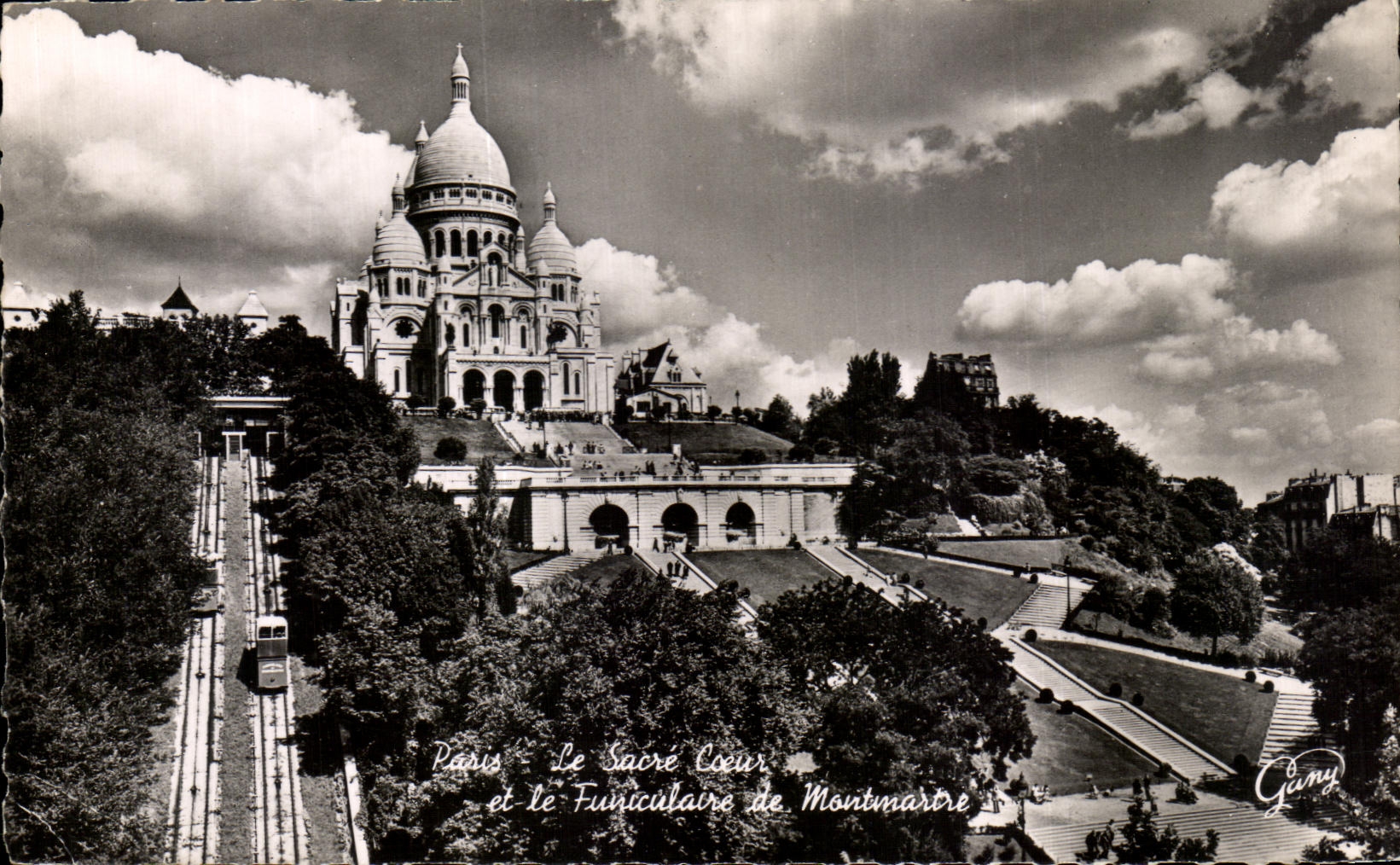 CPA Paris the Sacring Heart and the Funicular of Montmartre