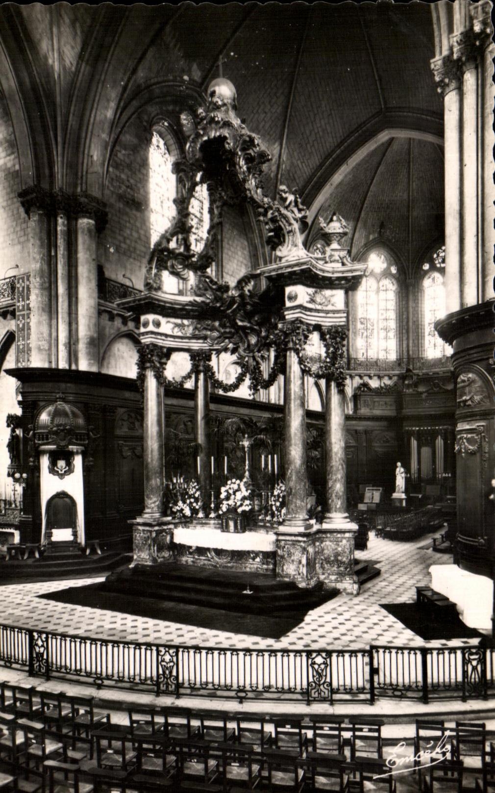 CPA Angers Cathedral St Maurice the Master Furnace bridge