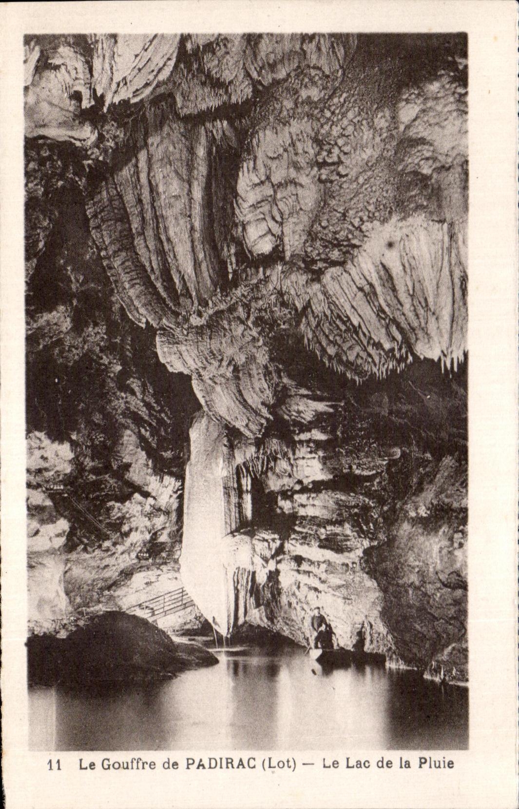 CPA Le Gouffre de Padirac (Lot) Le Lac de la Pluie