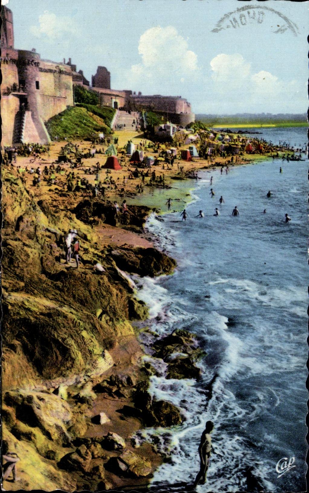 CPA Sainto Malo Cite Corsaire La Plage de Bonsecours