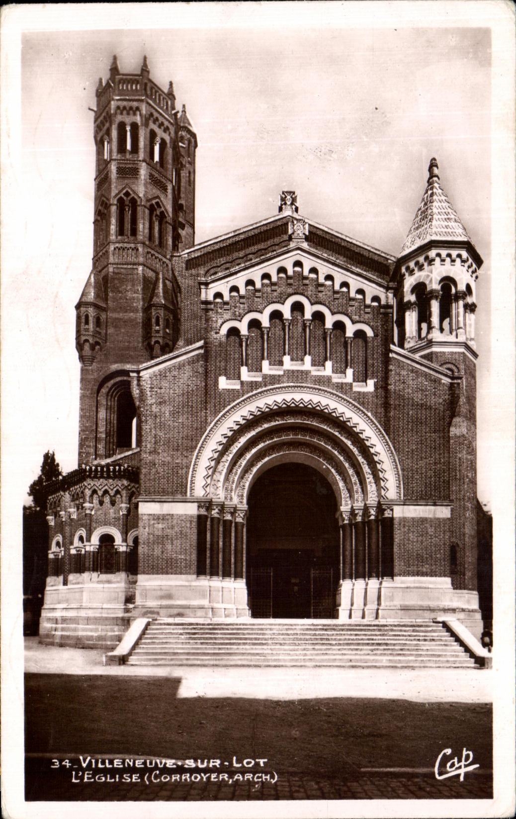 CPA Villeneuve Sur Lot L'Eglise