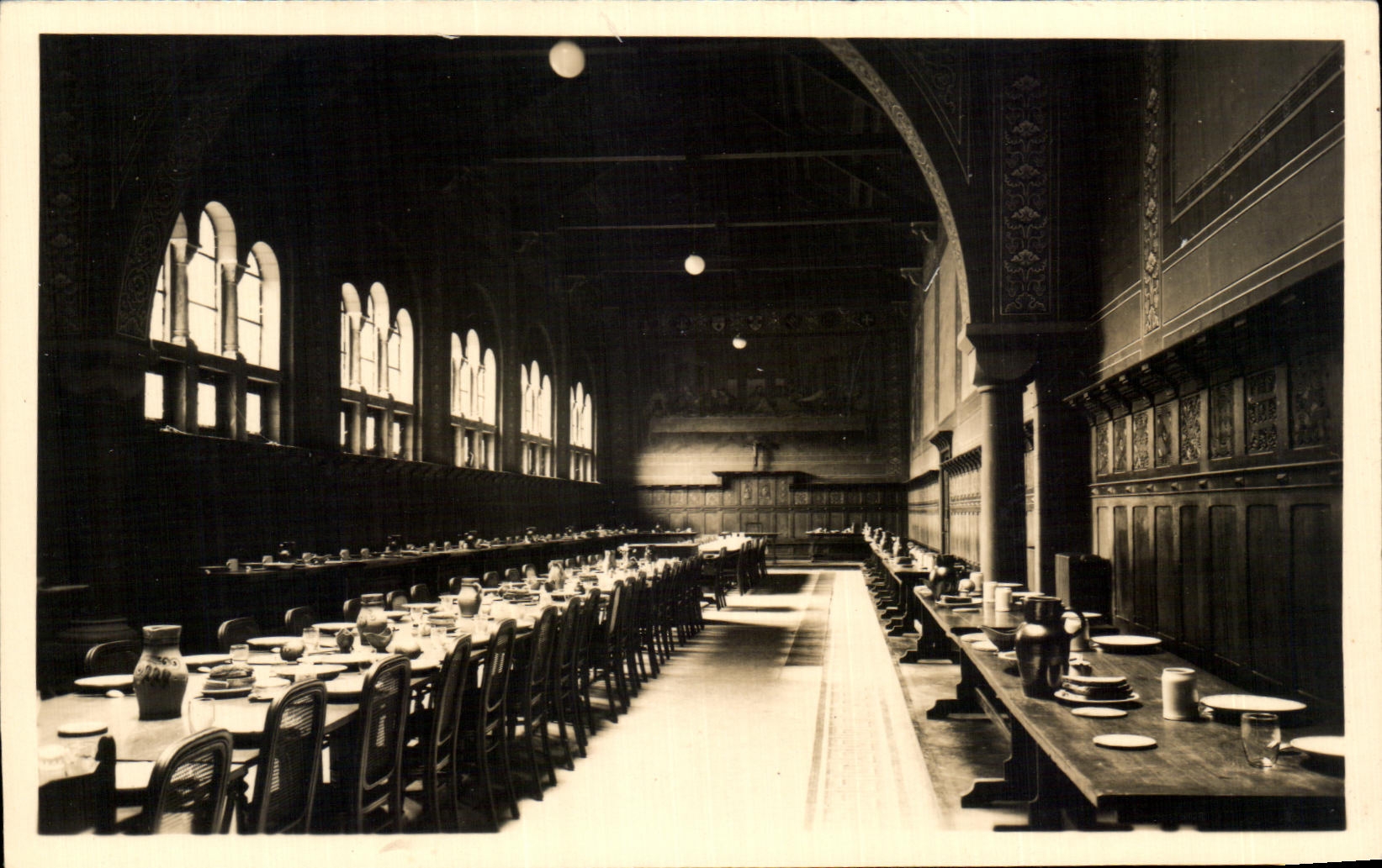 CPA Abbey of Saint Andre Refectoire