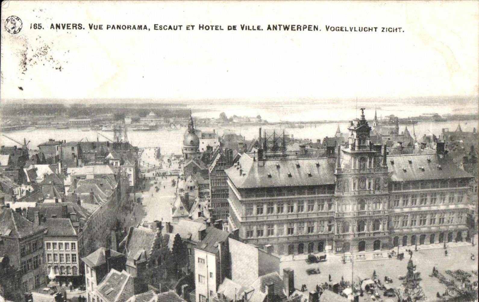 Panorama visto Amberes de CPA Scheldt y ayuntamiento