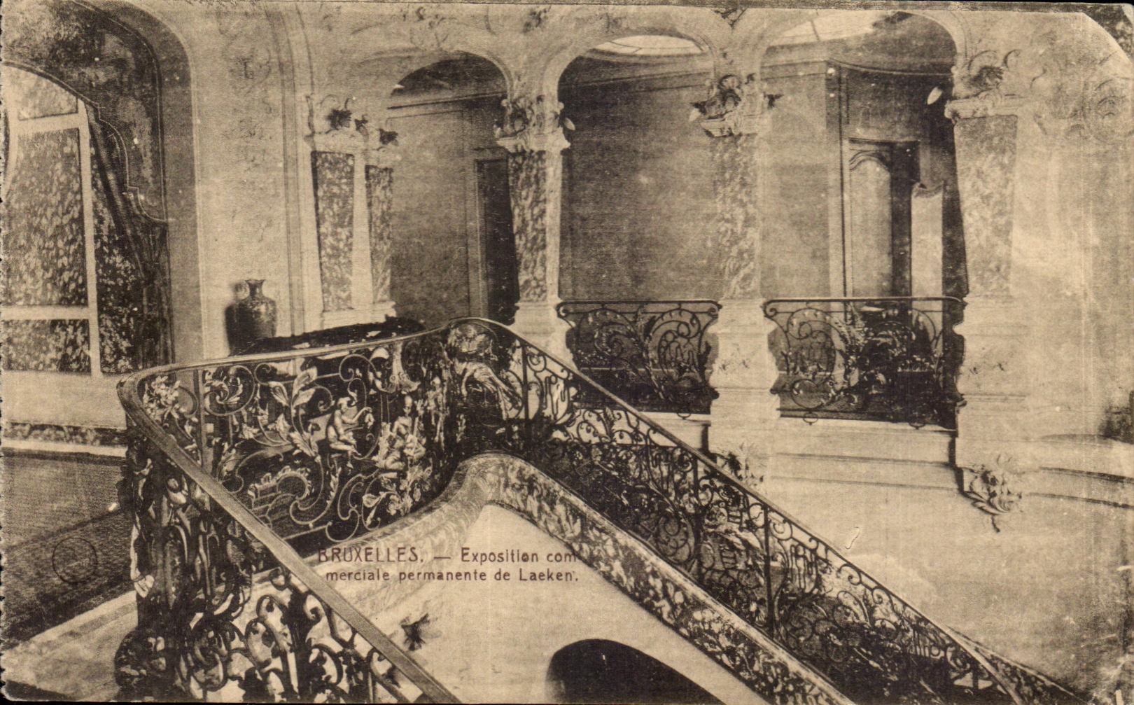 CPA permanent Brussels Fair commercial of Laeken galleries of the 1st stage of the Chinese house