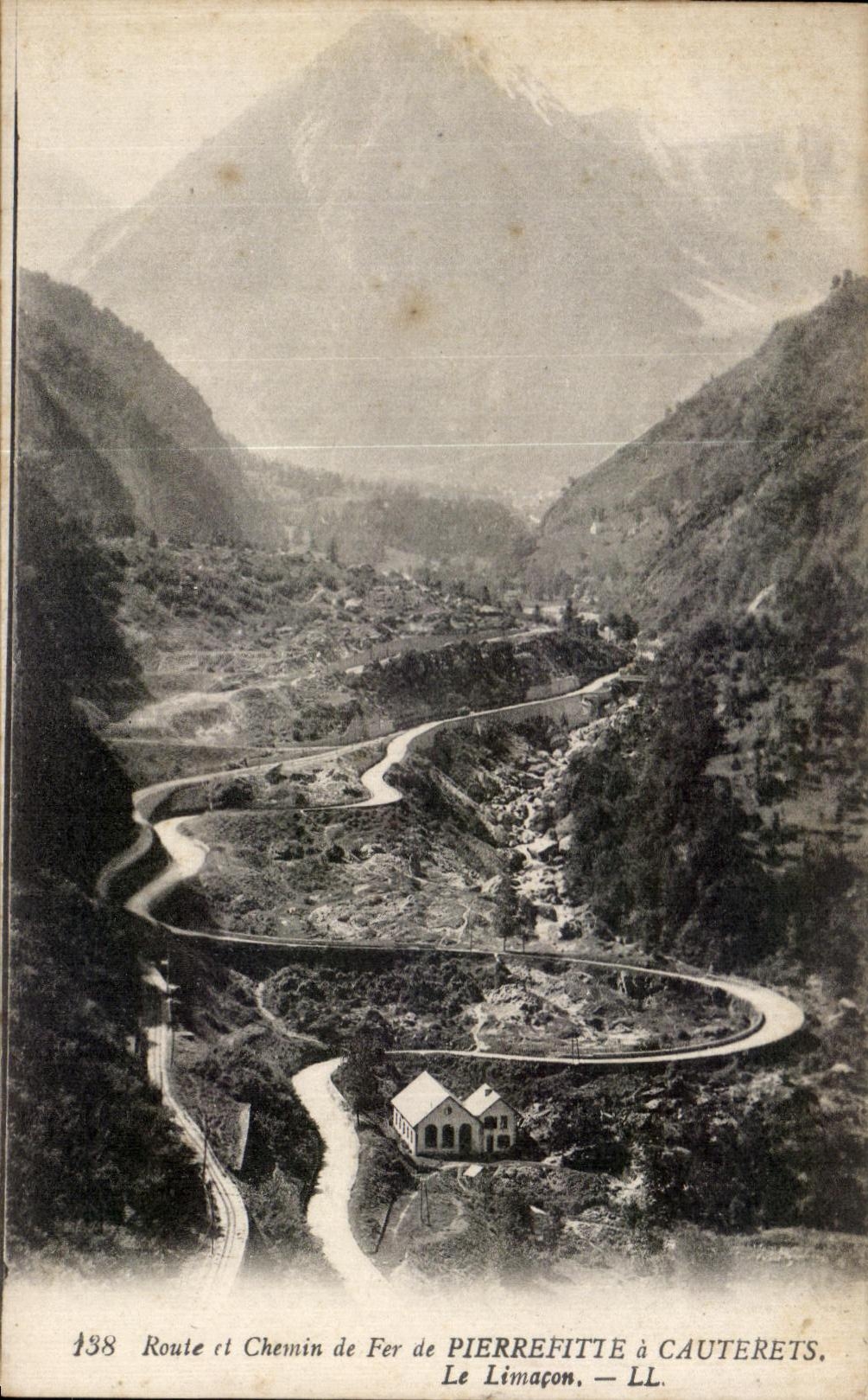 CPA Route et Chemin de Fer de Pierrefitte a Cauterets Le Limaccon