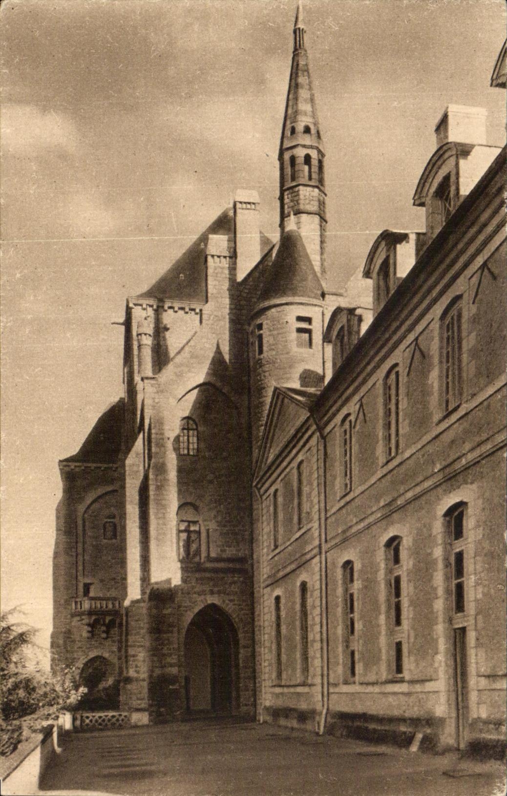CPA Solesmes the Terrace of the Saint Pierre Abbey