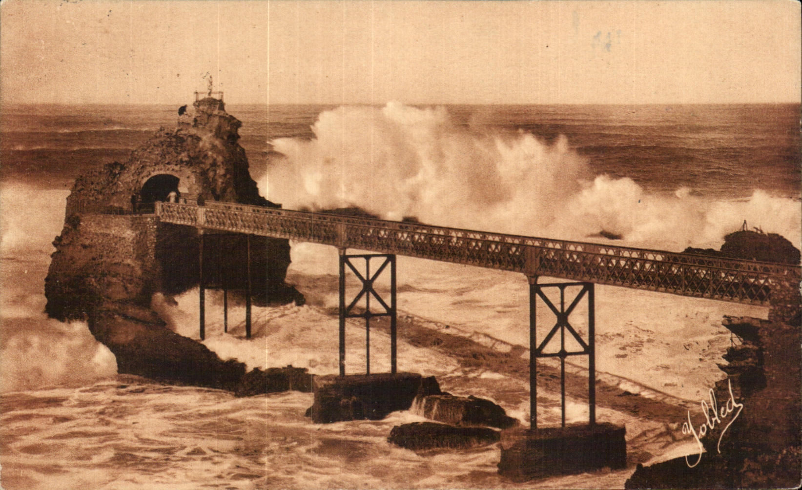 CPA Biarritz Rock of the Virgin Effect Sea