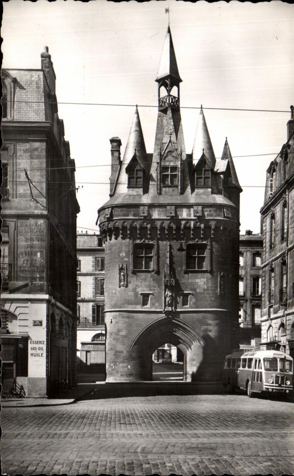 CPA Bordeaux the door of the Palate