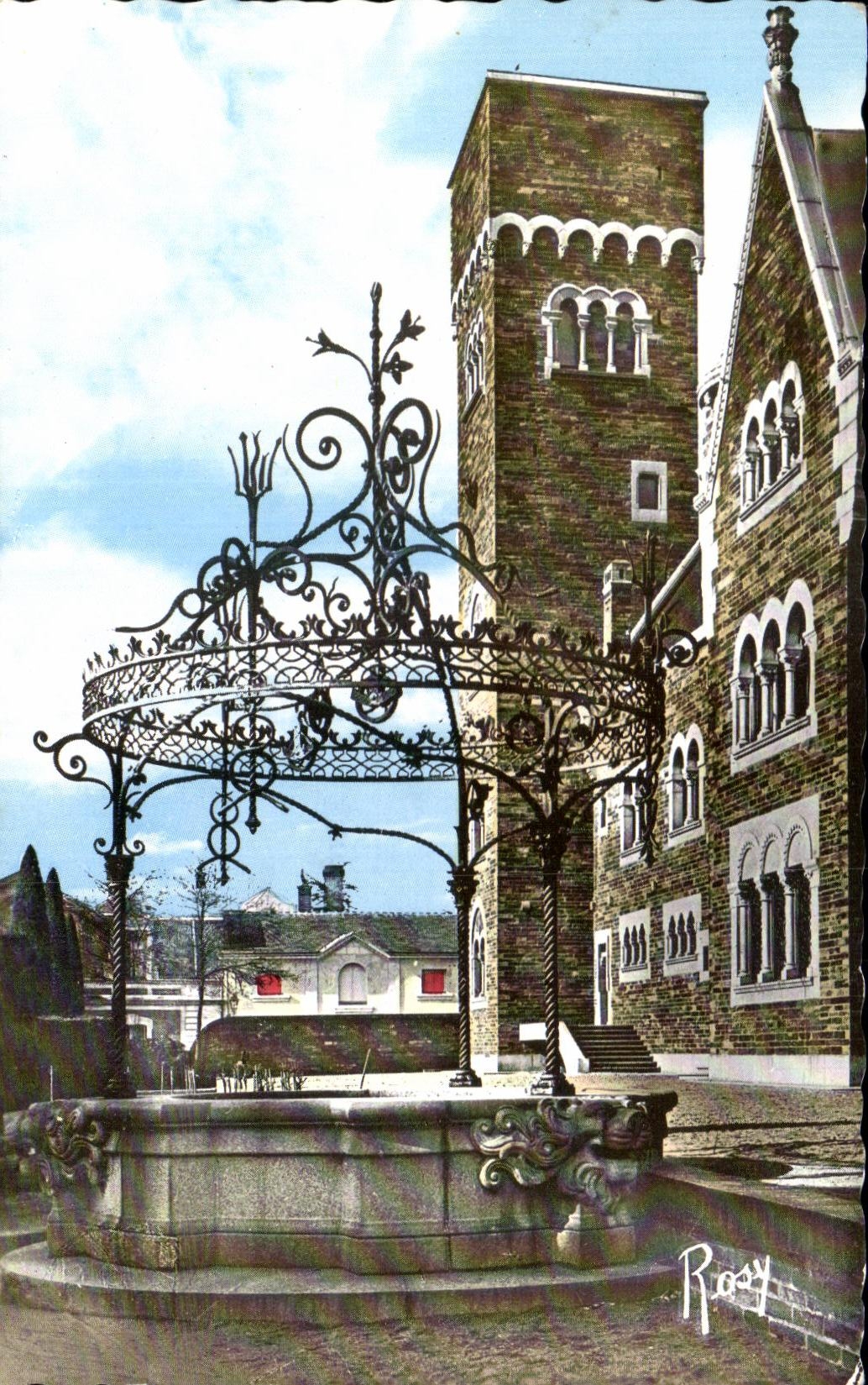 CPA Nantes the Well and the tower of the Irishmen