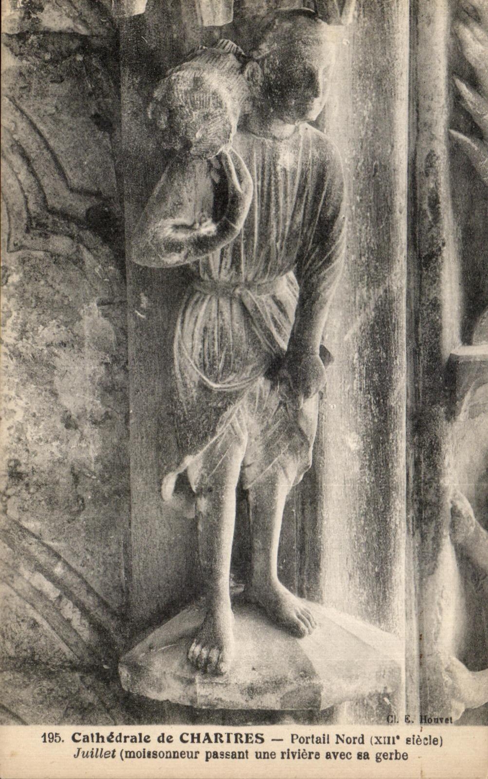 CPA Cathedral of Northern Chartres Gate October Harvester July passing a river with his sheaf