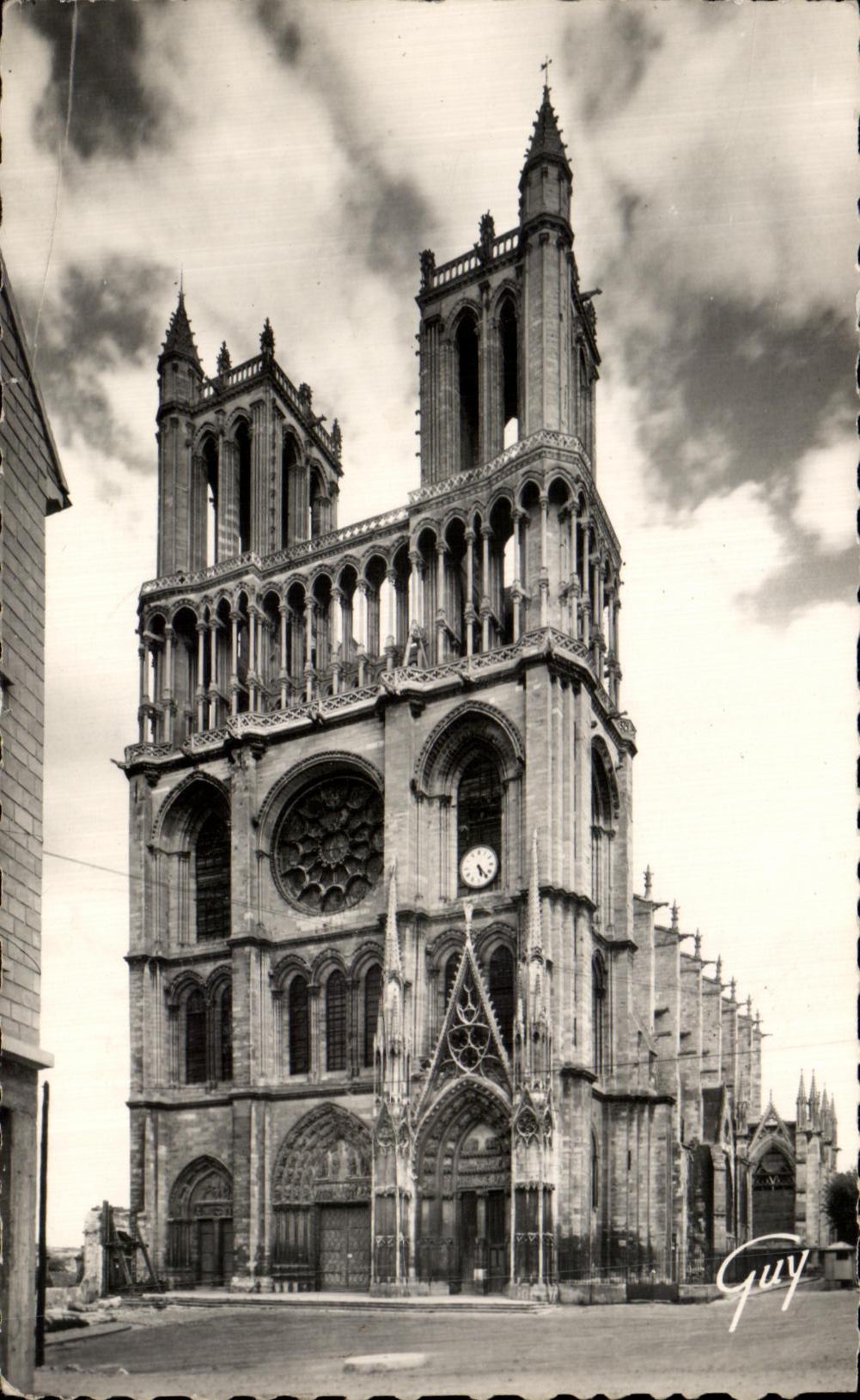 CPA Mantes Gassicourt the Notre Dame church