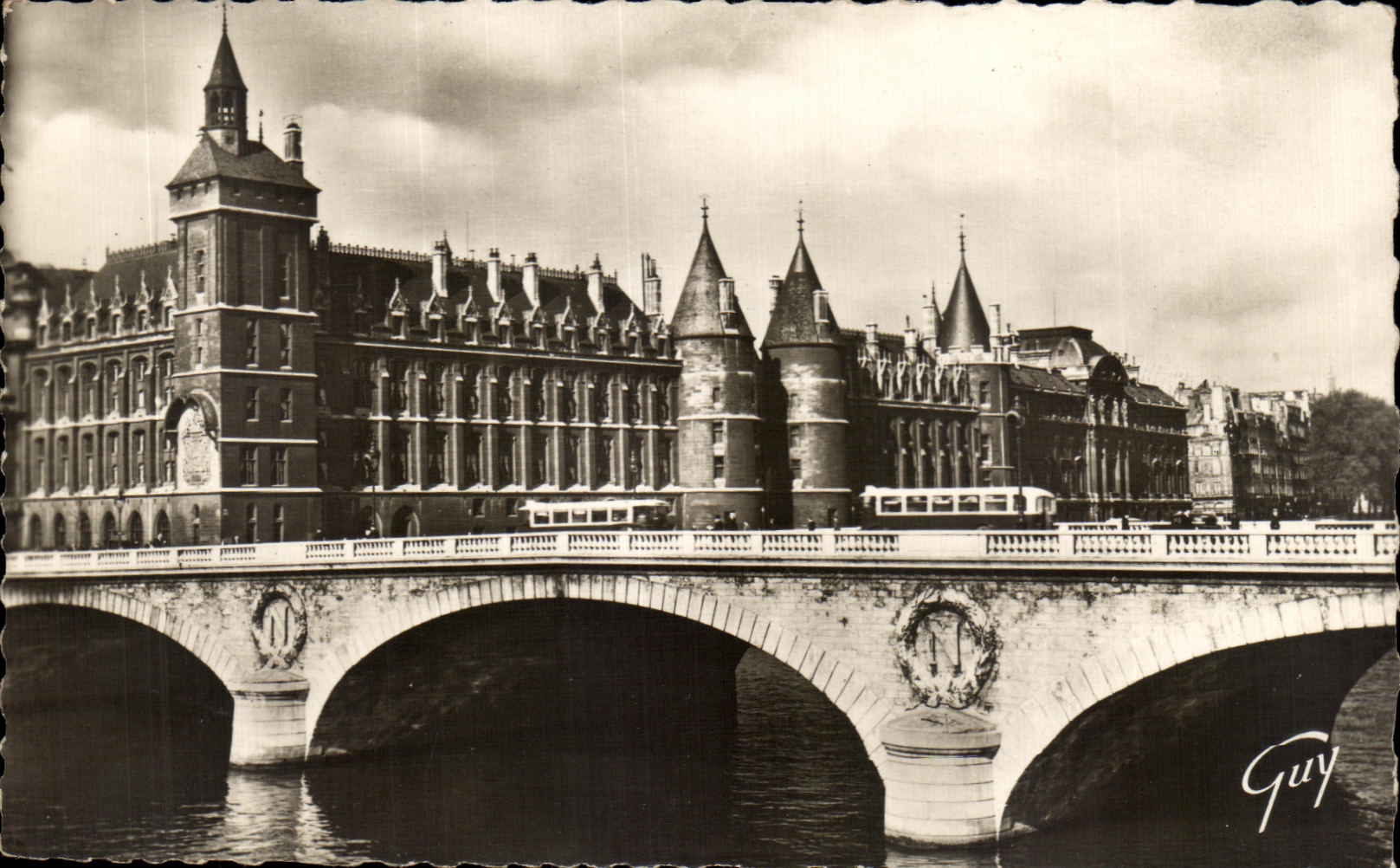 CPA Paris And Its Wonders Law courts and the Caretaker's lodge