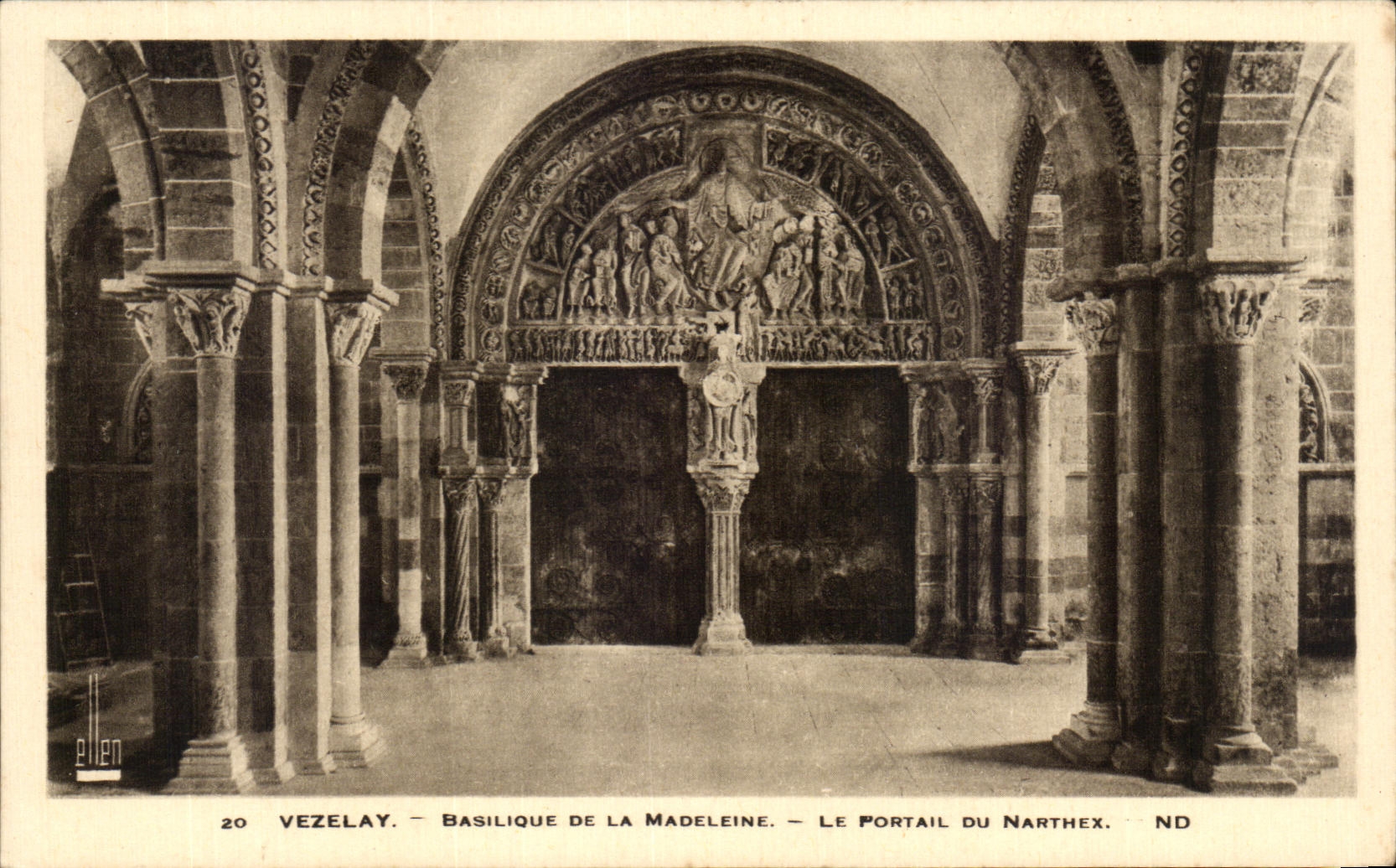 CPA Vezelay Basilica of the Madeleine the Gate of Narthex
