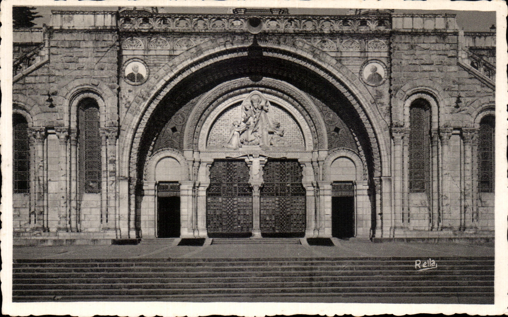 CPA Lourdes Entrance Of the Rosary