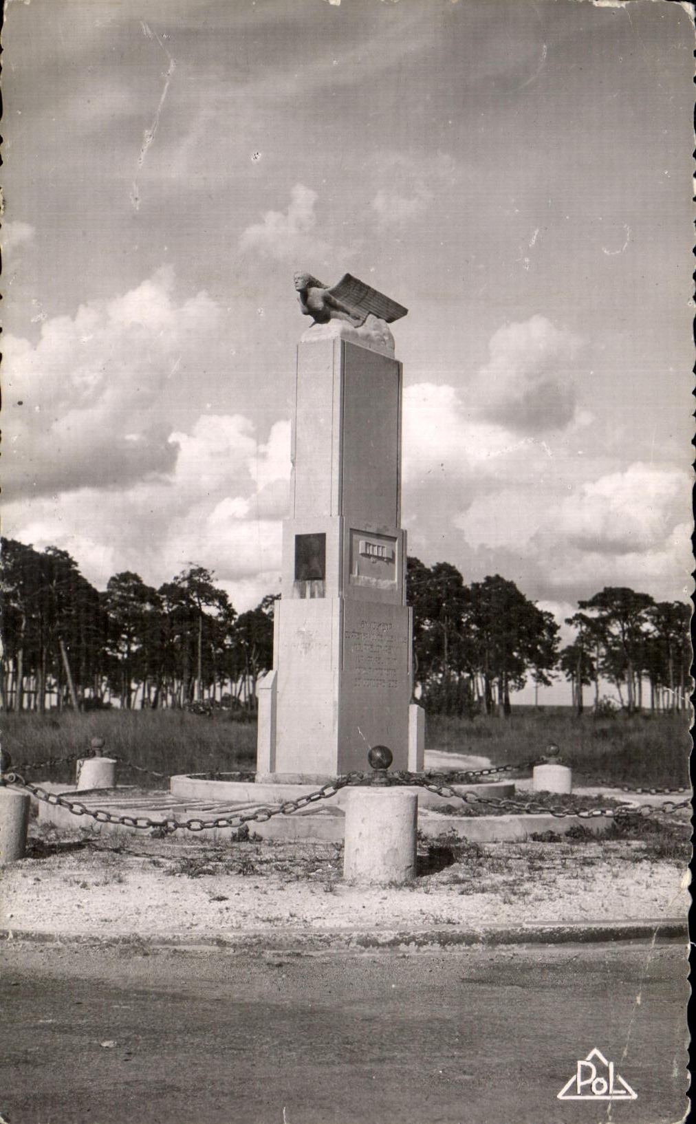 CPA Mourmelon the Large Monument has Henry Farman Aviation Aviator