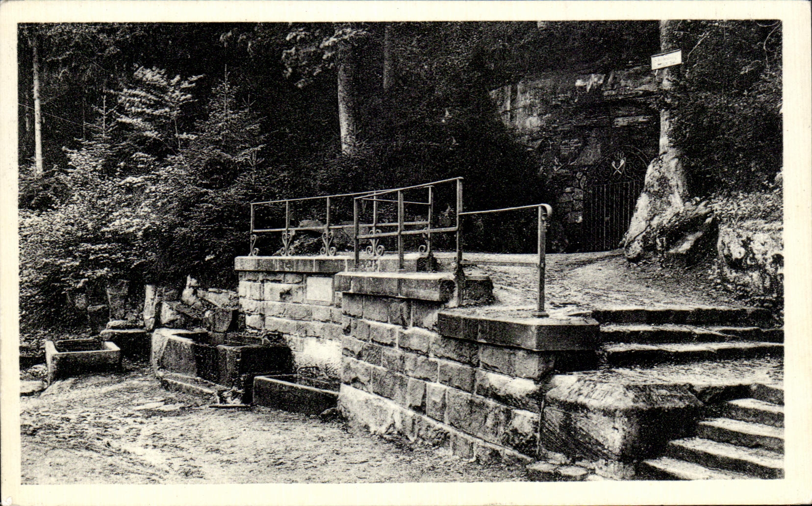 St Odile del montaje de CPA la fuente de co Odile