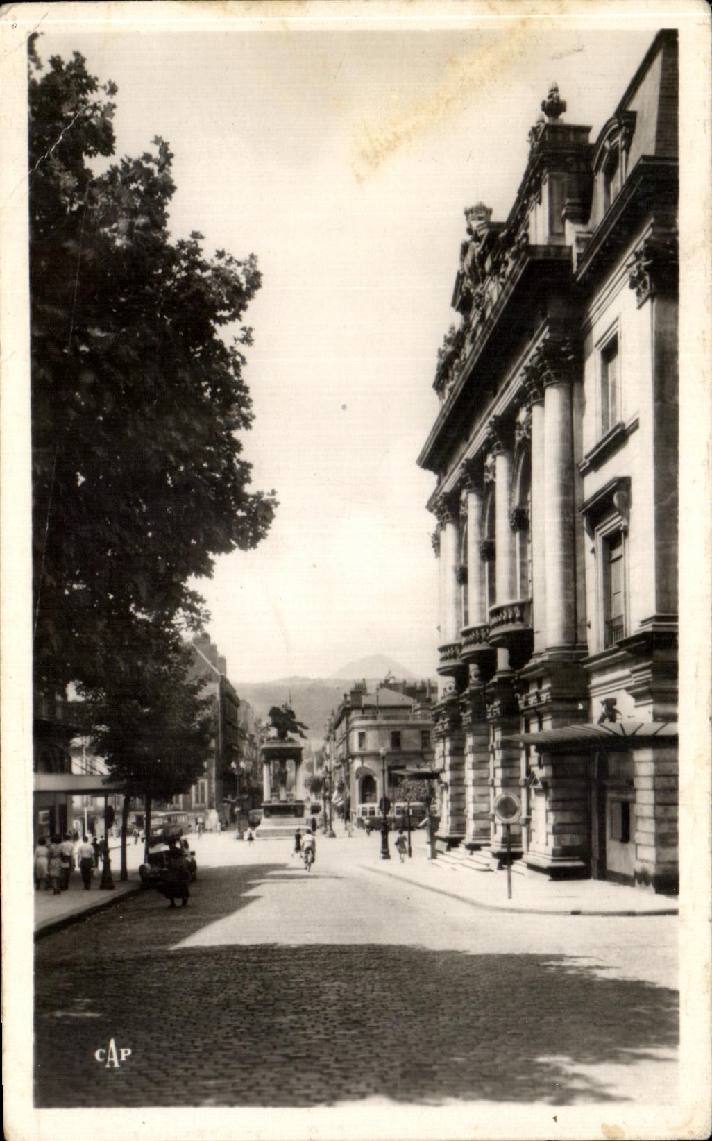 CPA Clermont Ferrand Frontage of the Theater