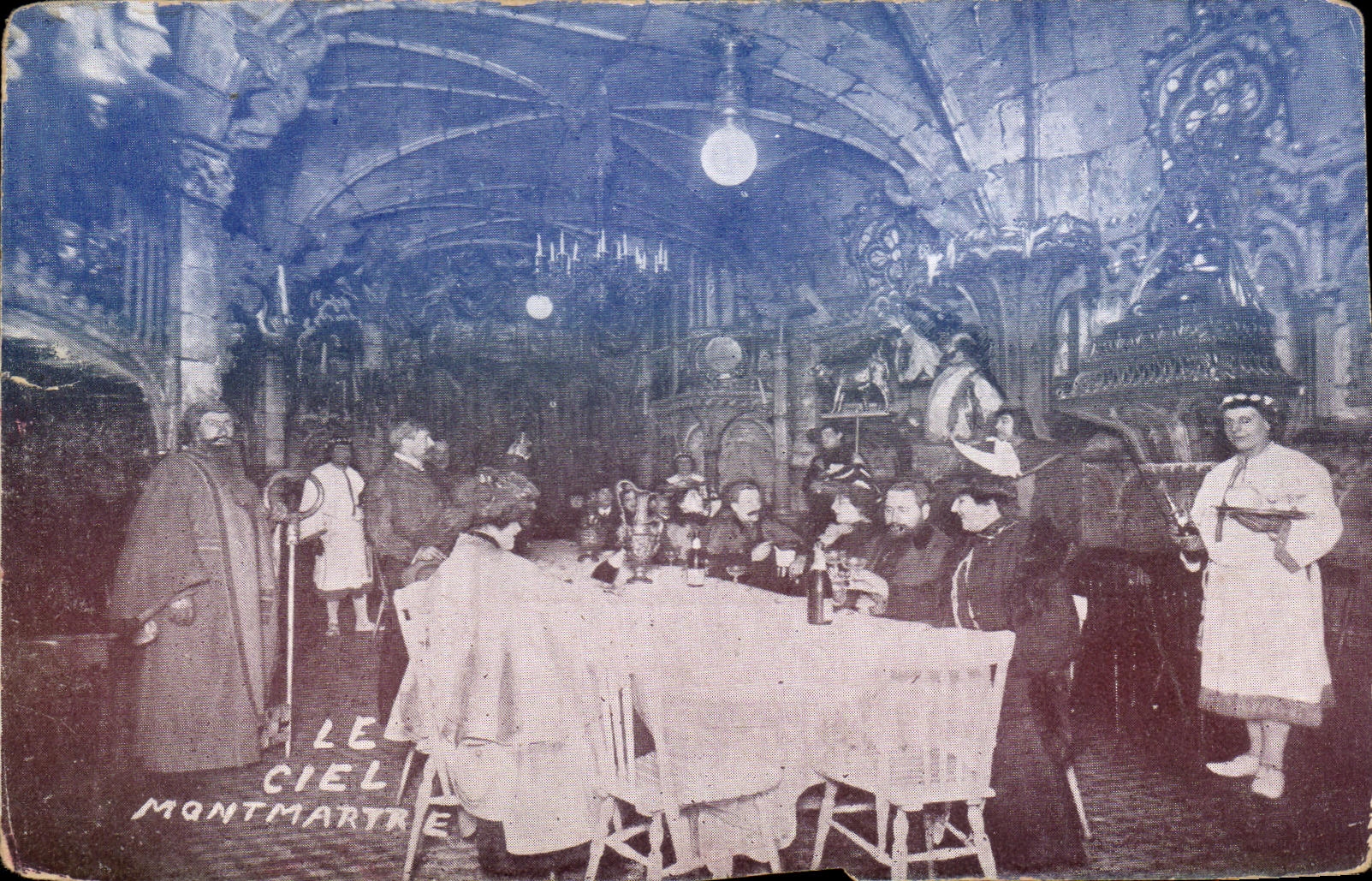 CPA Paris the sky Montmartre Spectacle Devil