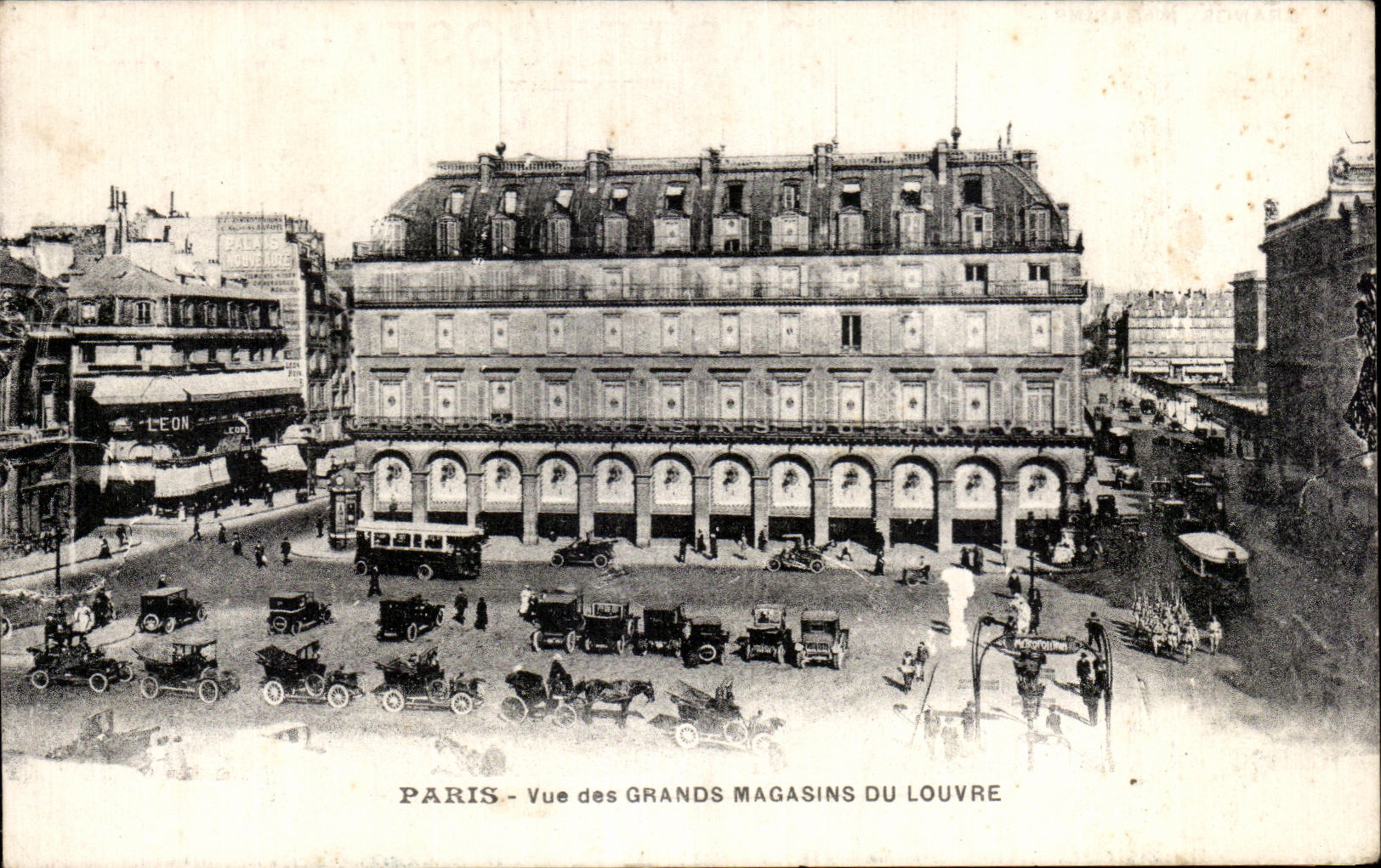CPA Paris vista de los almacenes grandes del Louvre