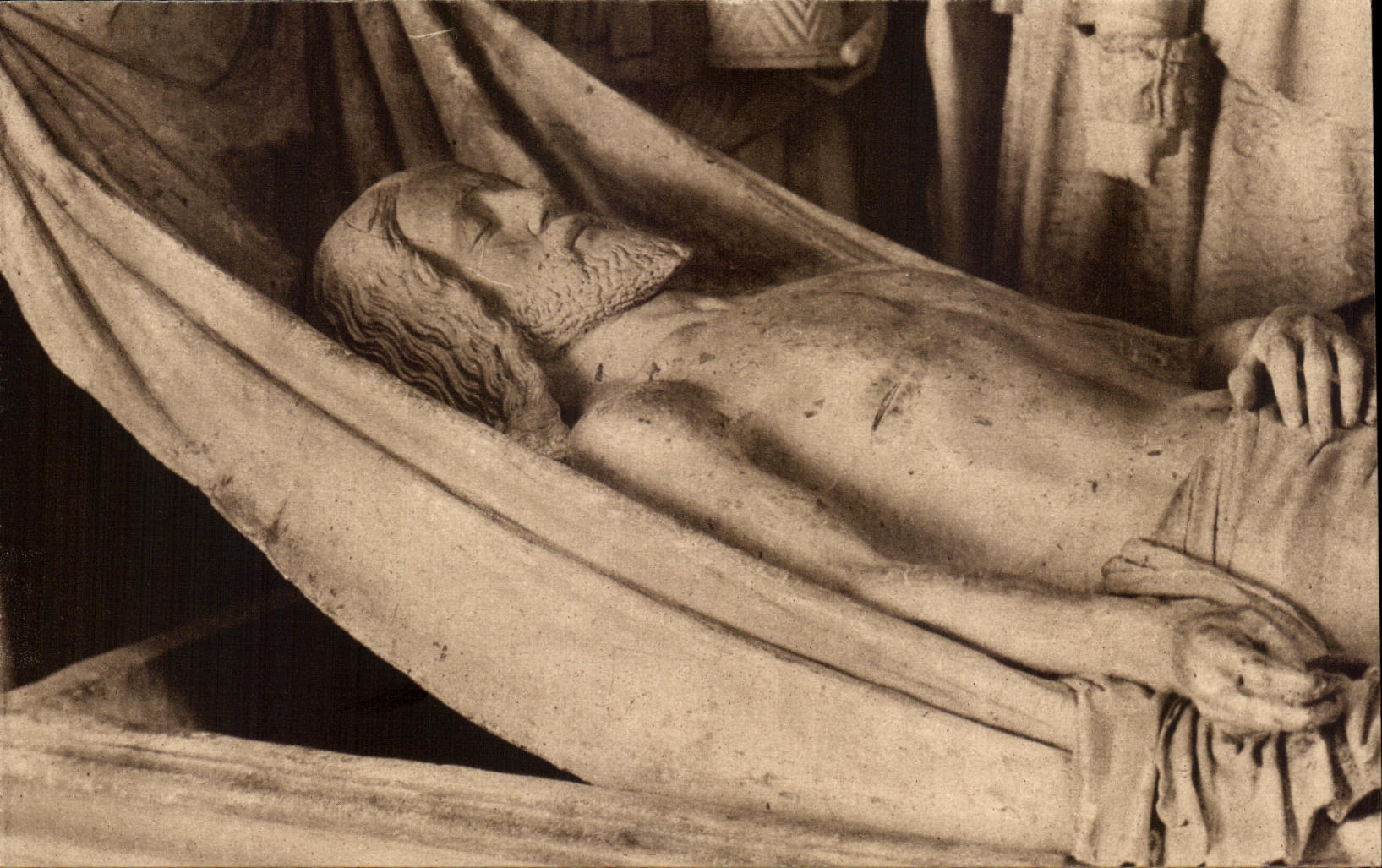 CPA Saintes De Solemes Christ With the Tomb