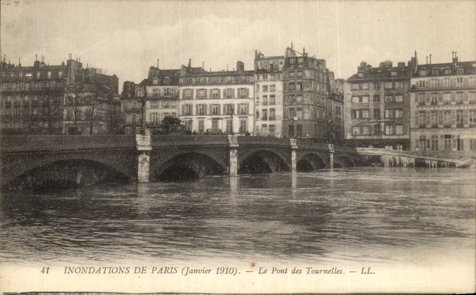 CPA Inondations De Paris Le Pont des Tournelles