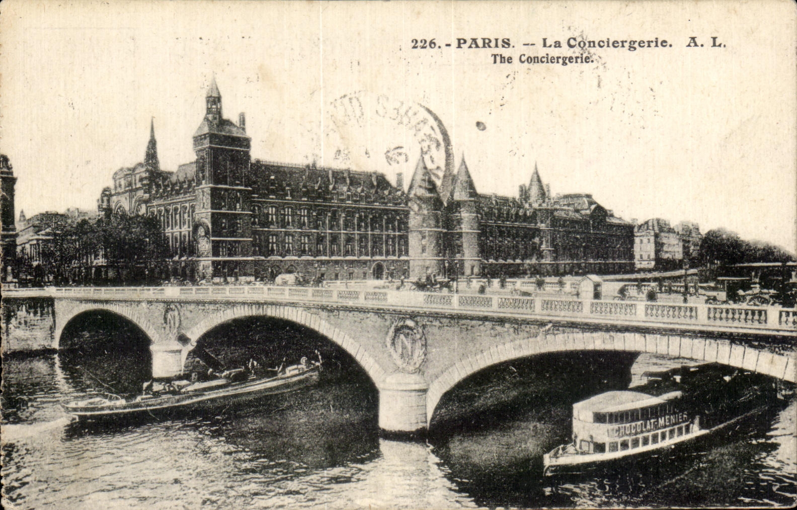 CPA Paris La Conciergerie Bateaux Chocolat menier 