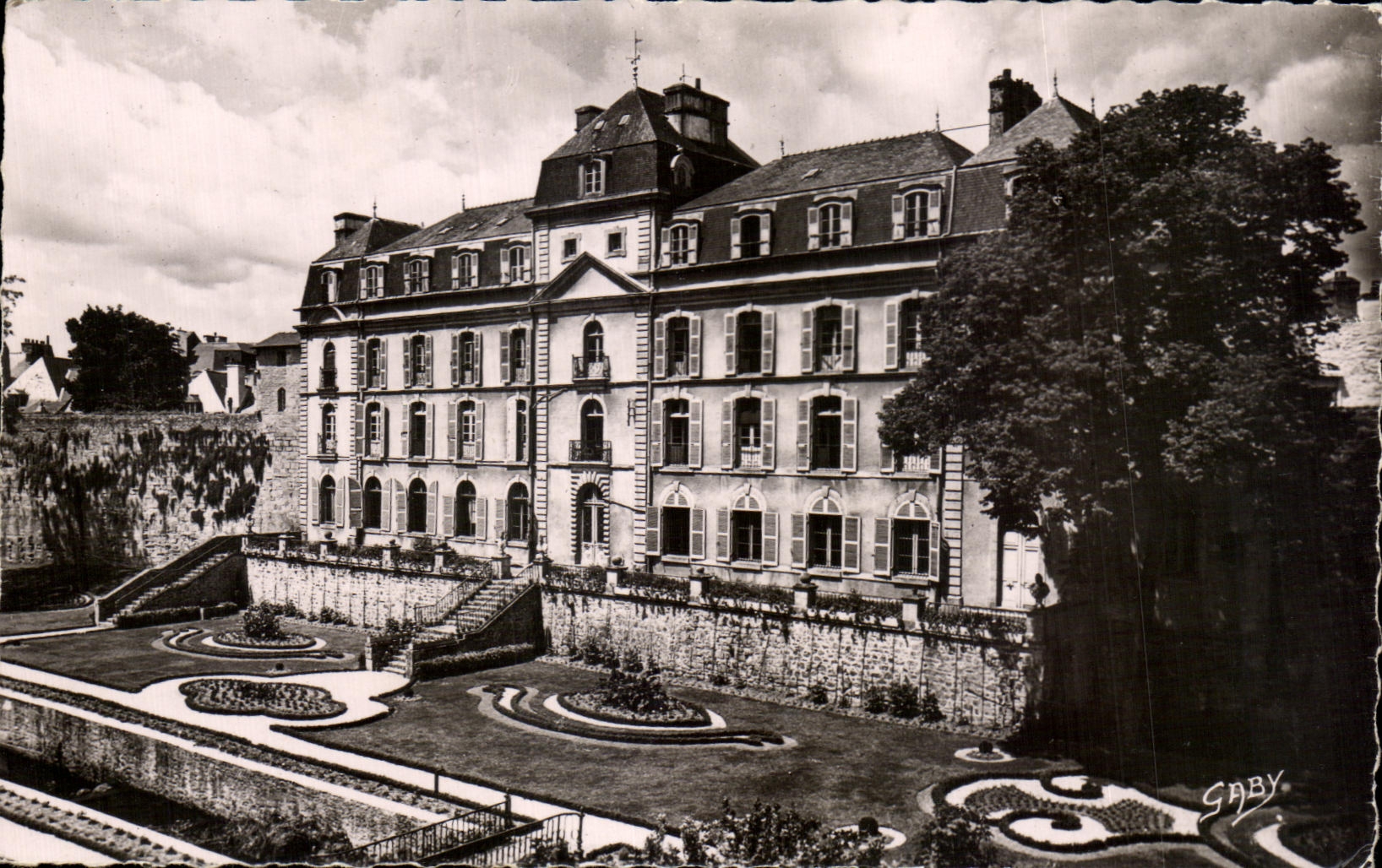 Valvulas de CPA el castillo Hermine