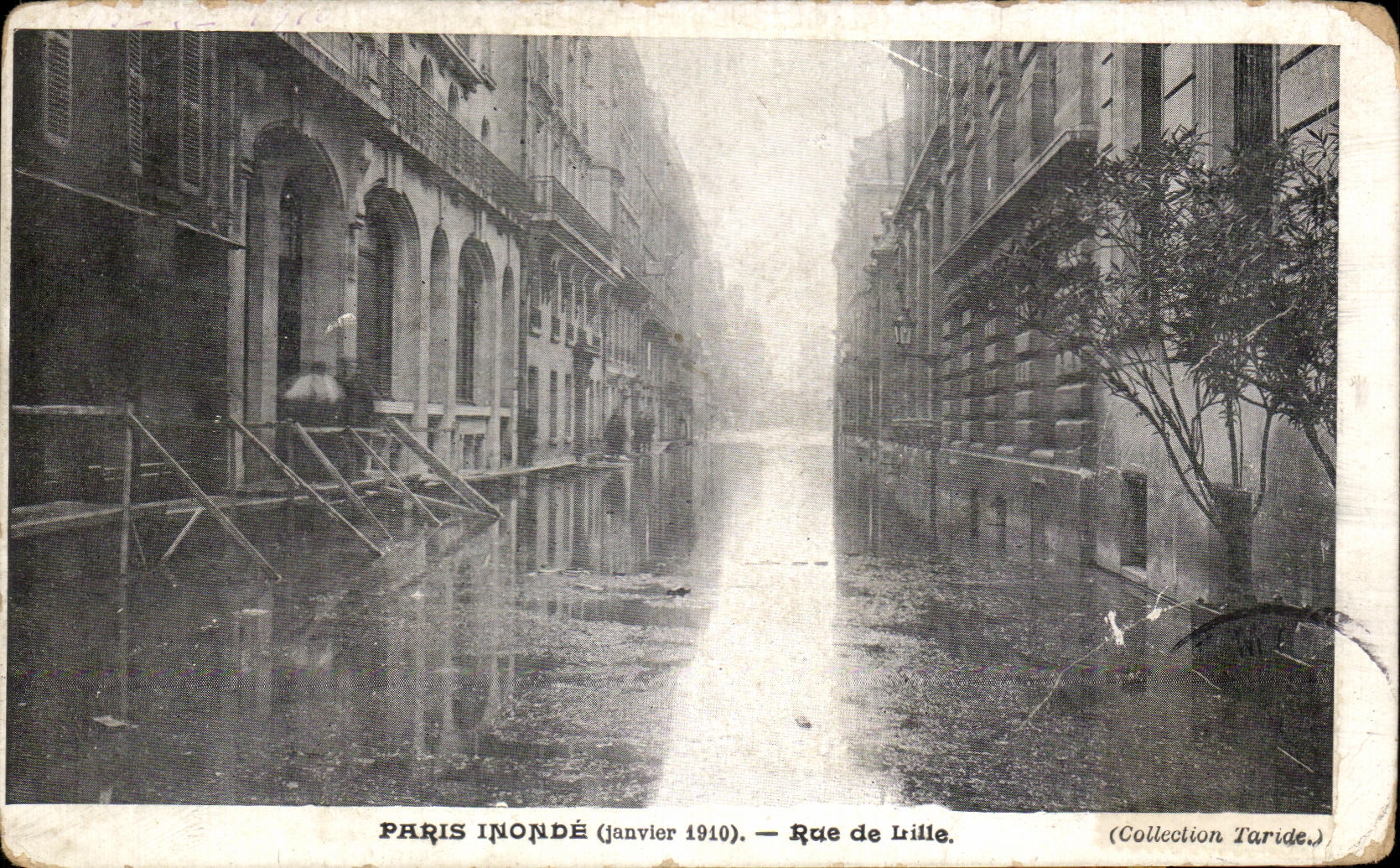 CPA Paris inonde rue de lille inondations 1910