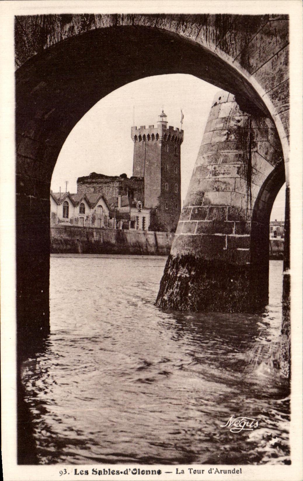 CPA sands the Tower of Arundel