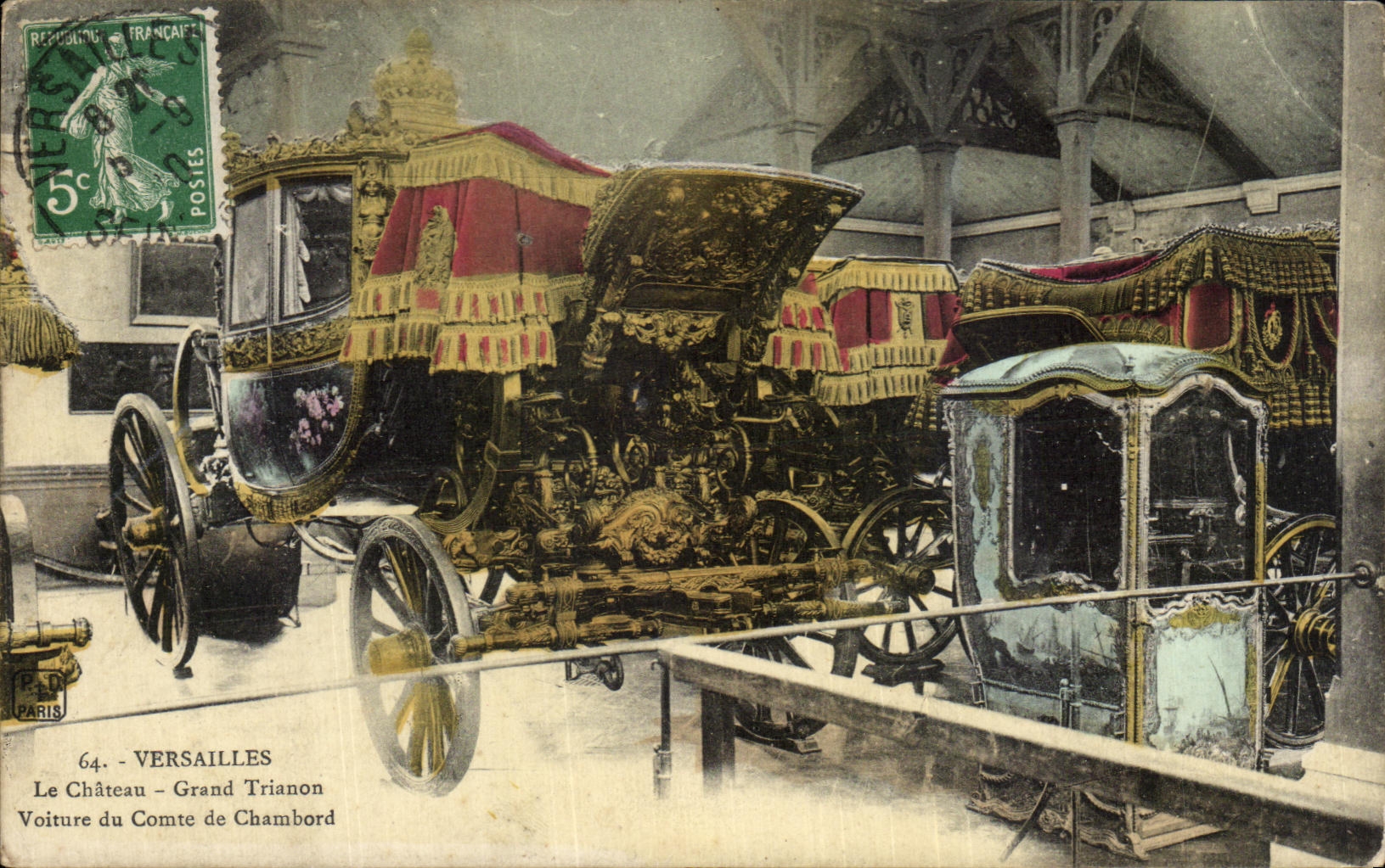 CPA Versailles the Castle Large Trianon Conveys of the Count de Chambord