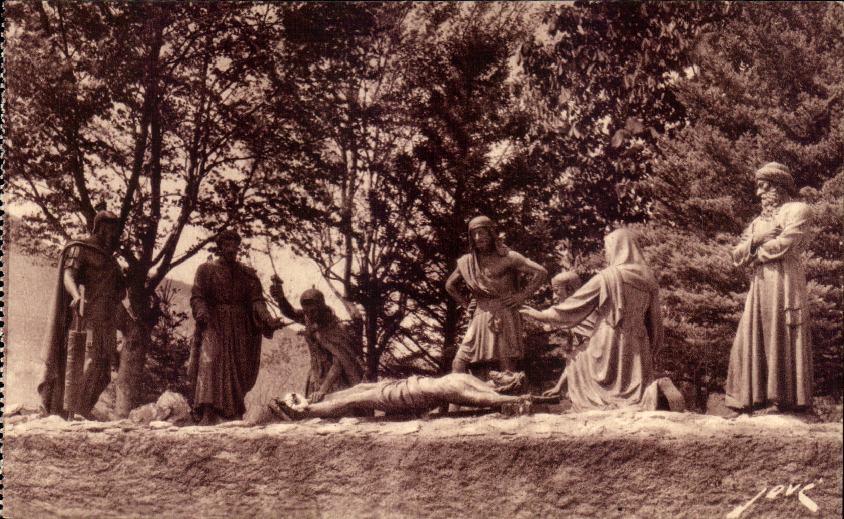 CPA Lourdes Martyrdom X Station is fastener with the Cross