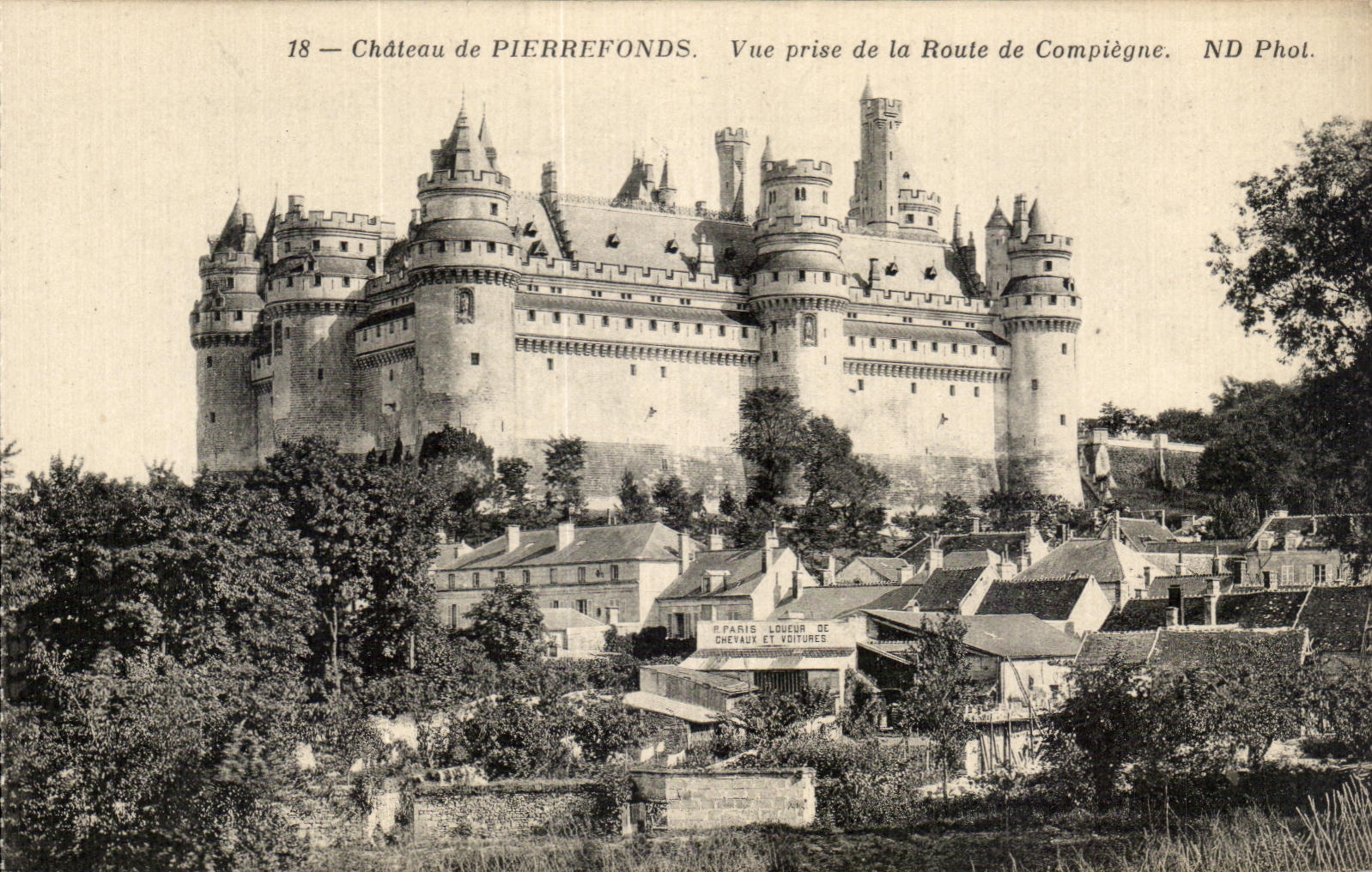 CPA Chateau de Pierrefonds Vue prise de la Roche de Compiegne