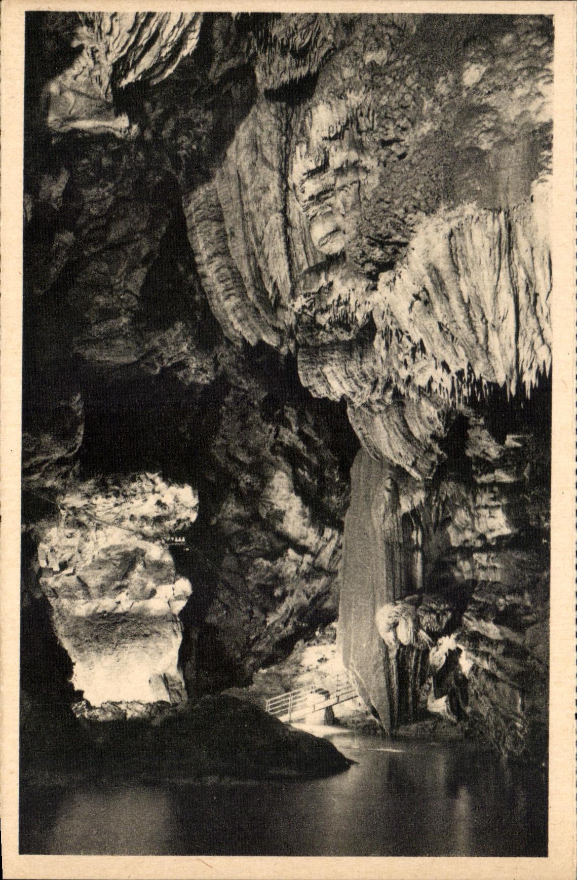 CPA Le Lot Illustre Padirac Le Lac de la Piuie