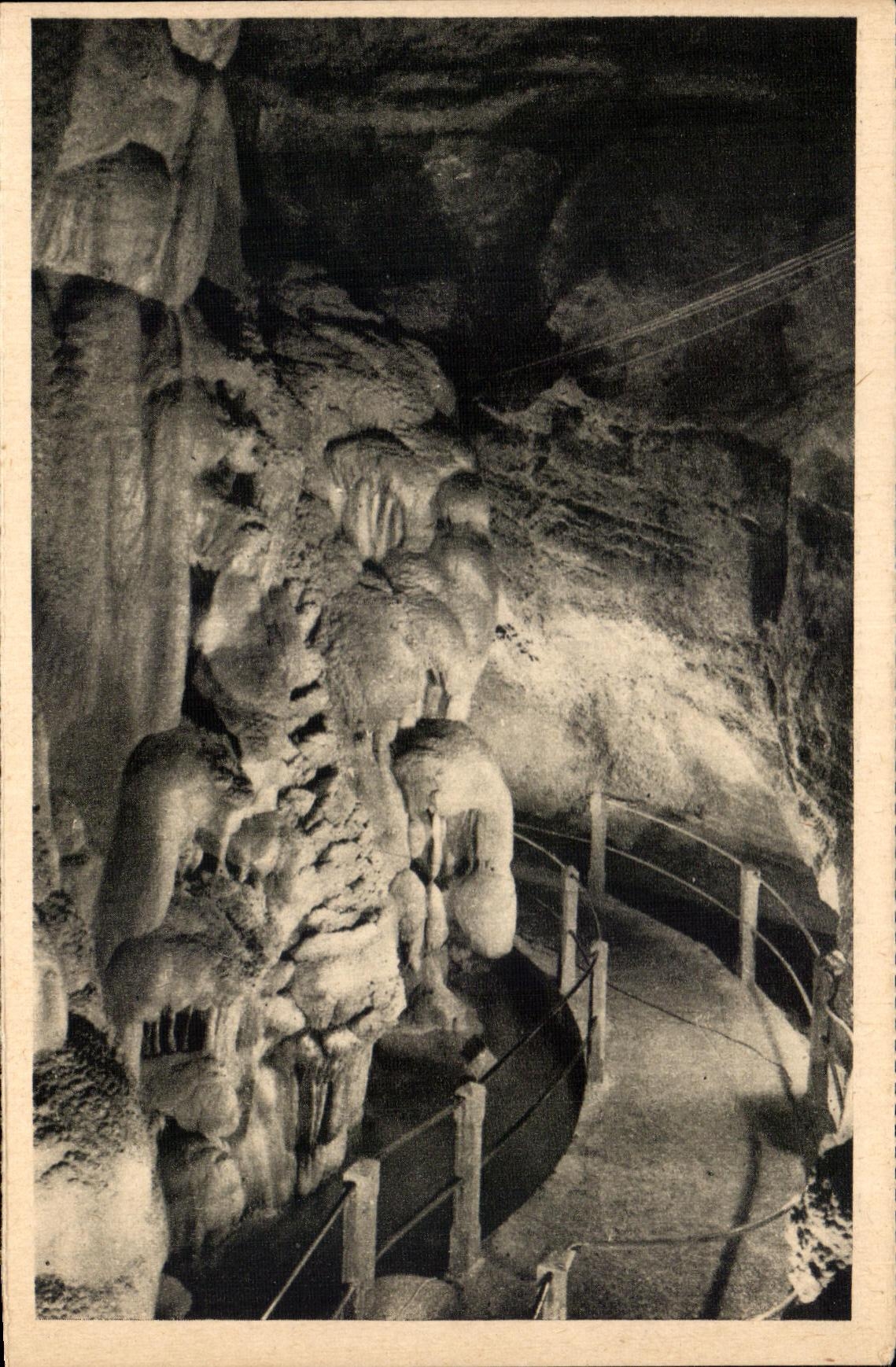 CPA Le Lot Illustre Padirac Vers les Palettes