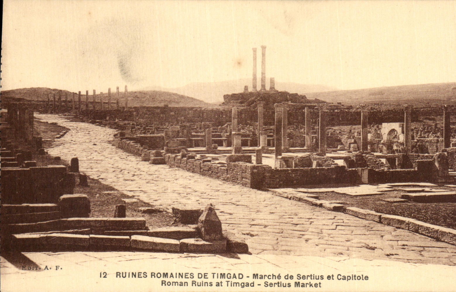 CPA Ruines Romaines De Timgade Marche de Sertius et Capitole Roman Ruins at Timgad Sertius Market
