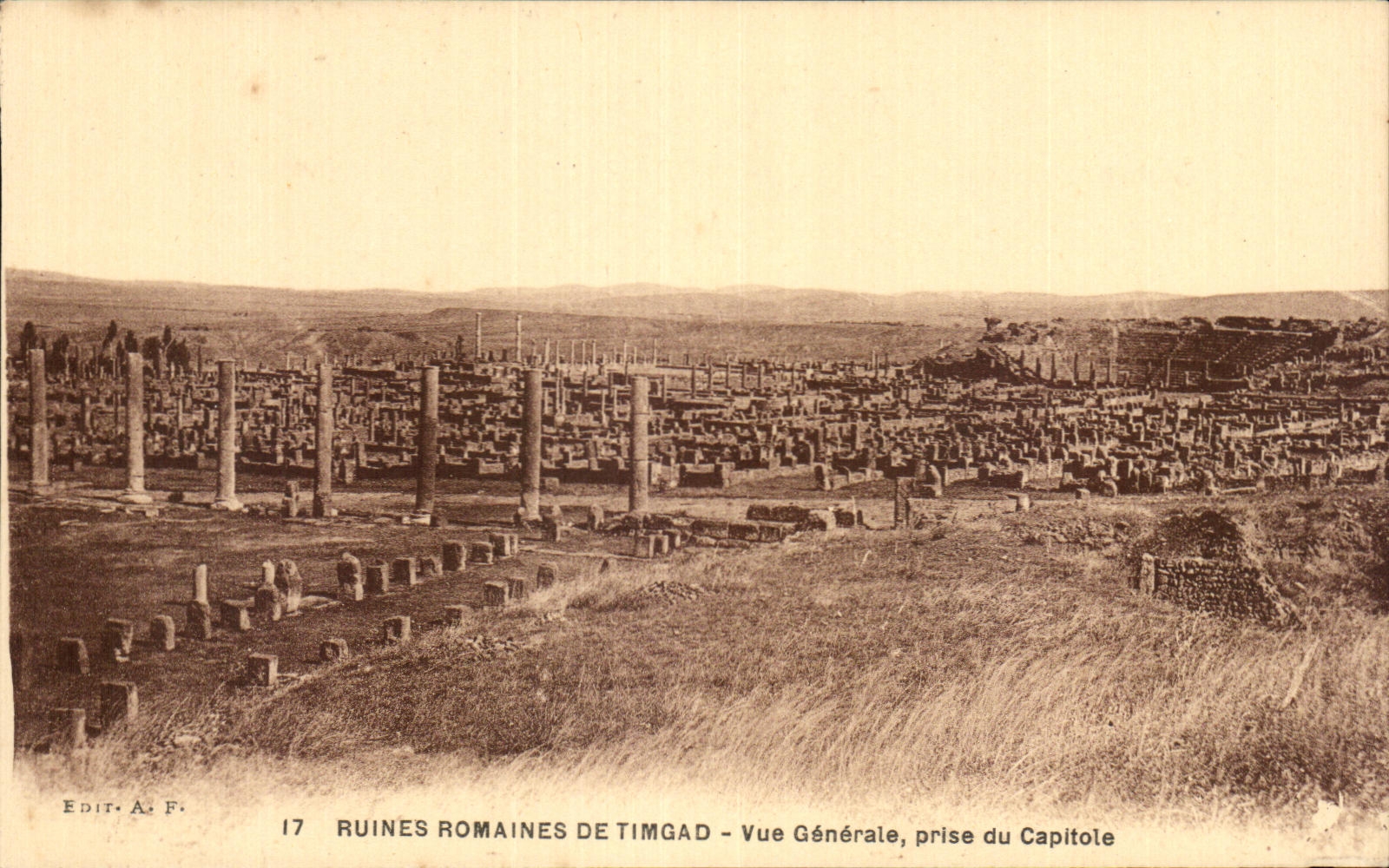 CPA Ruines Romaines De Timgad Vue Generale Prise du Capitole