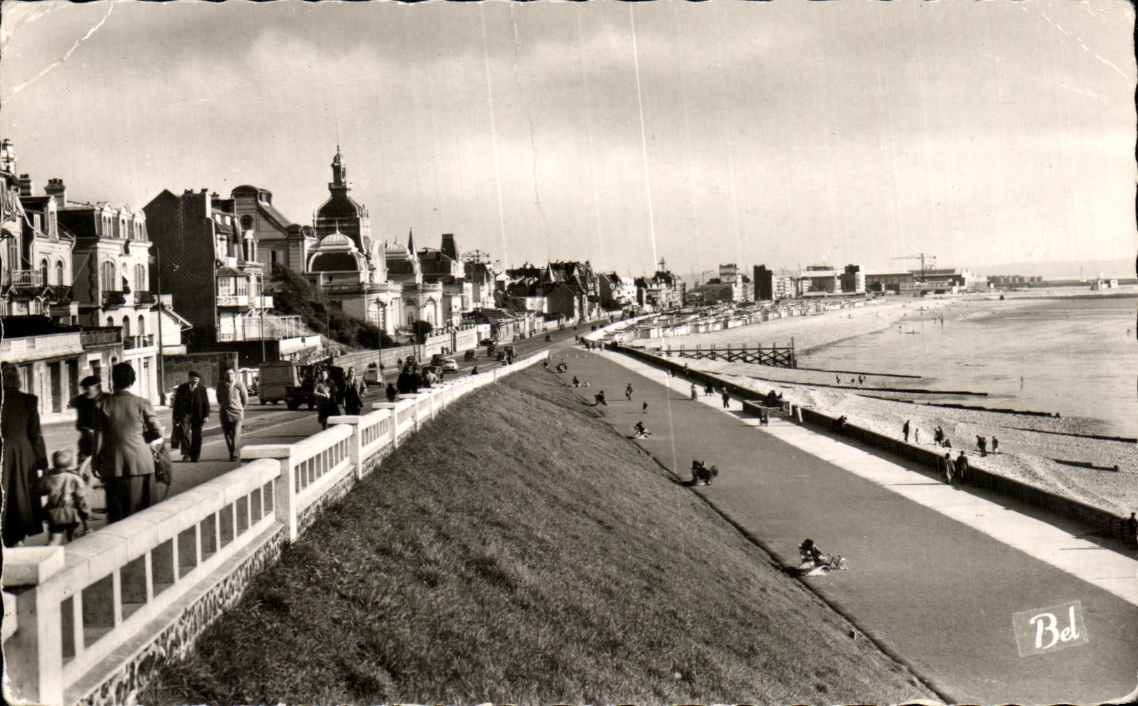 CPA Le Havre Le Boulevard Albert 1er