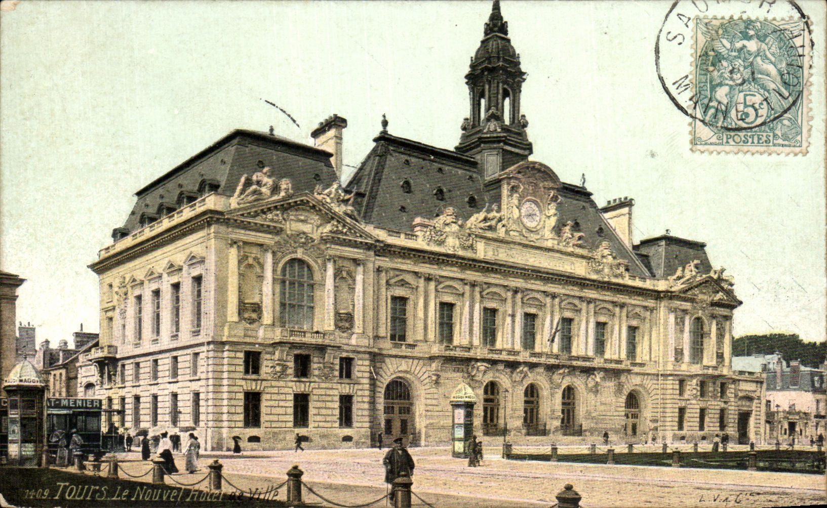 CPA Tours Le Nouvel Hotel Ville