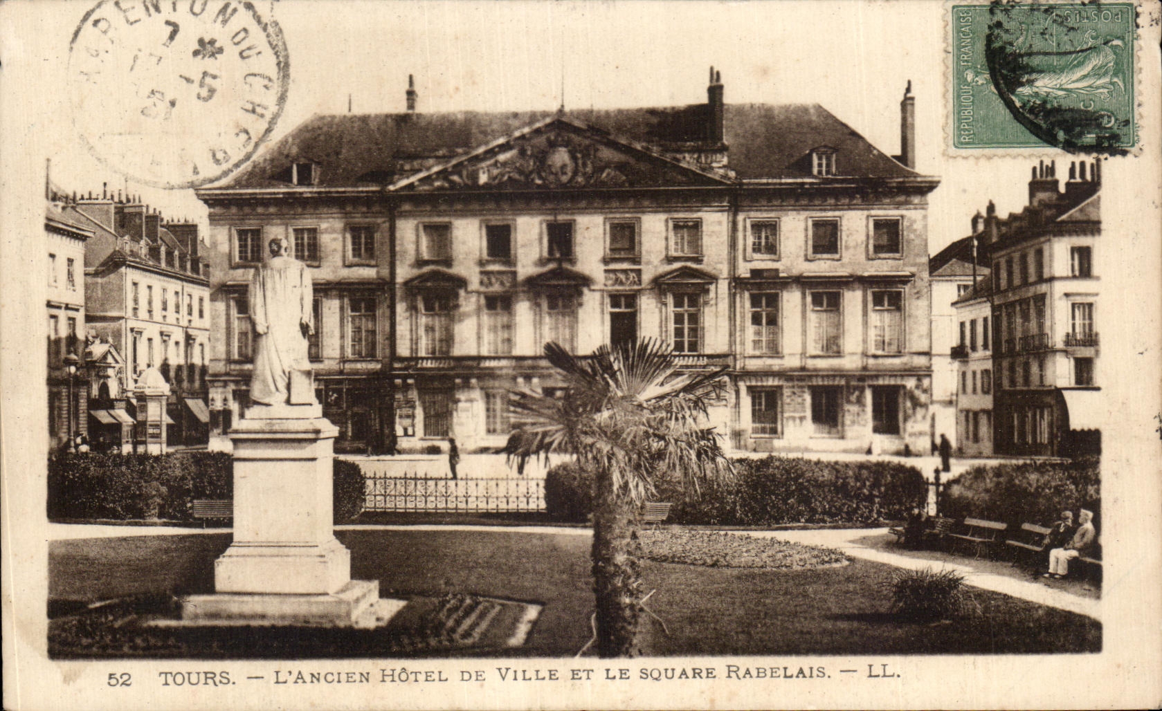 CPA Tours L'Ancien Hotel De Ville Et Le Square Rabelais