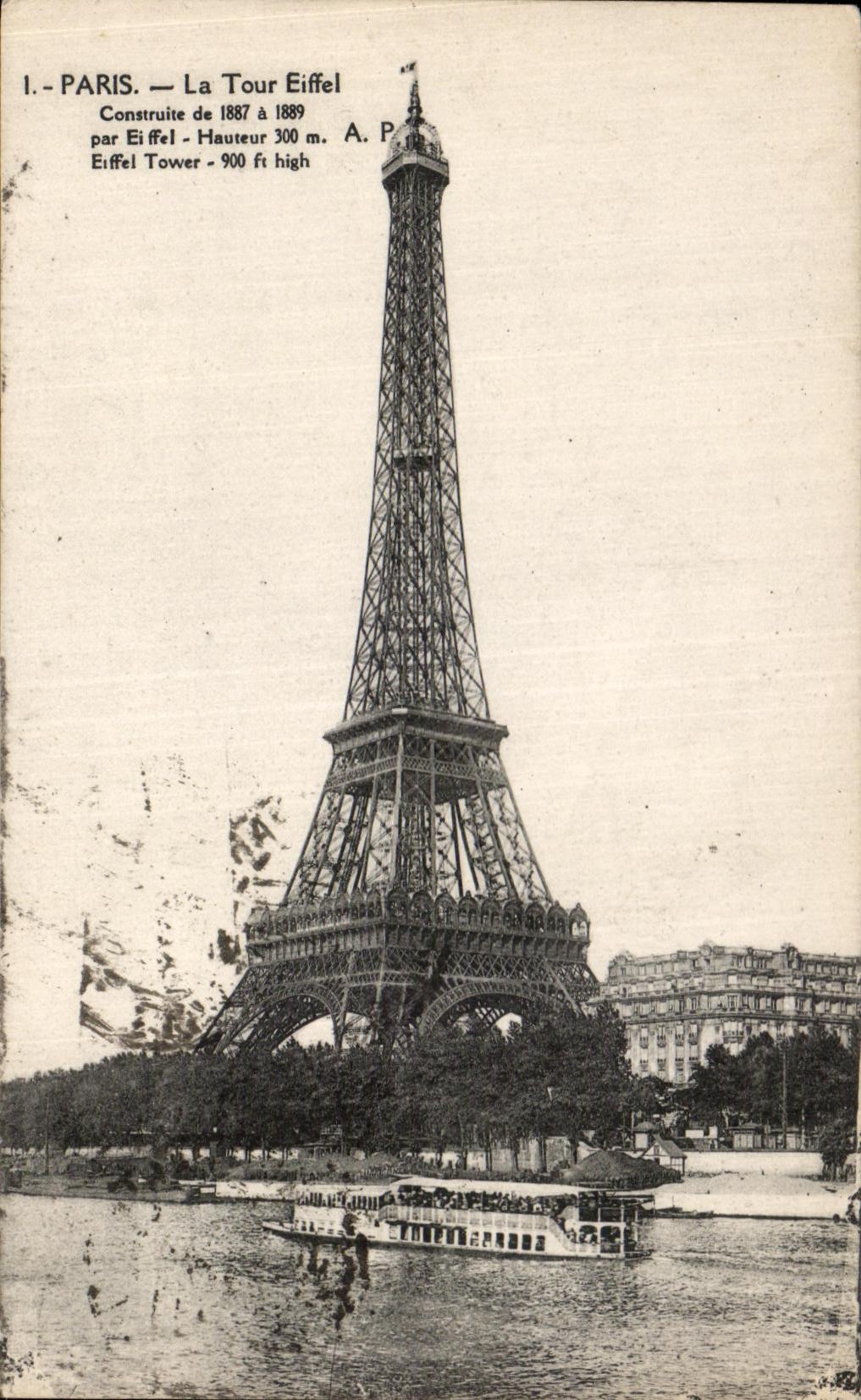 CPA Paris La Tour Eiffel Peniche Bateau