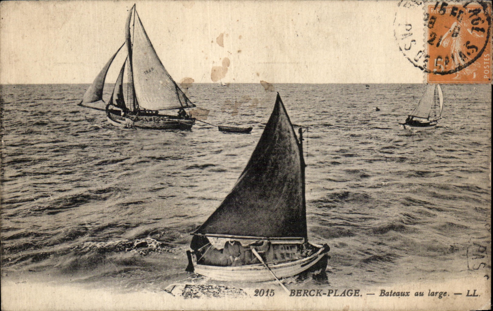 CPA Berck Plage Bateaux au large