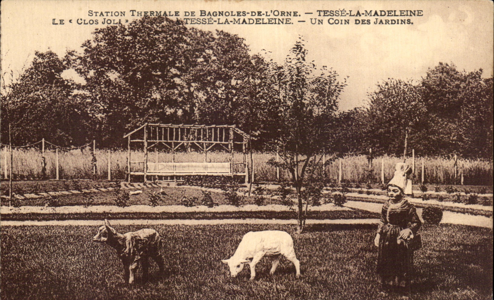 CPA Station Thermale De Bagnoles De L'Orne Tesse La Madeleine Le Clos Joli A Tesse La Madeleine Un Coin Des Jardins