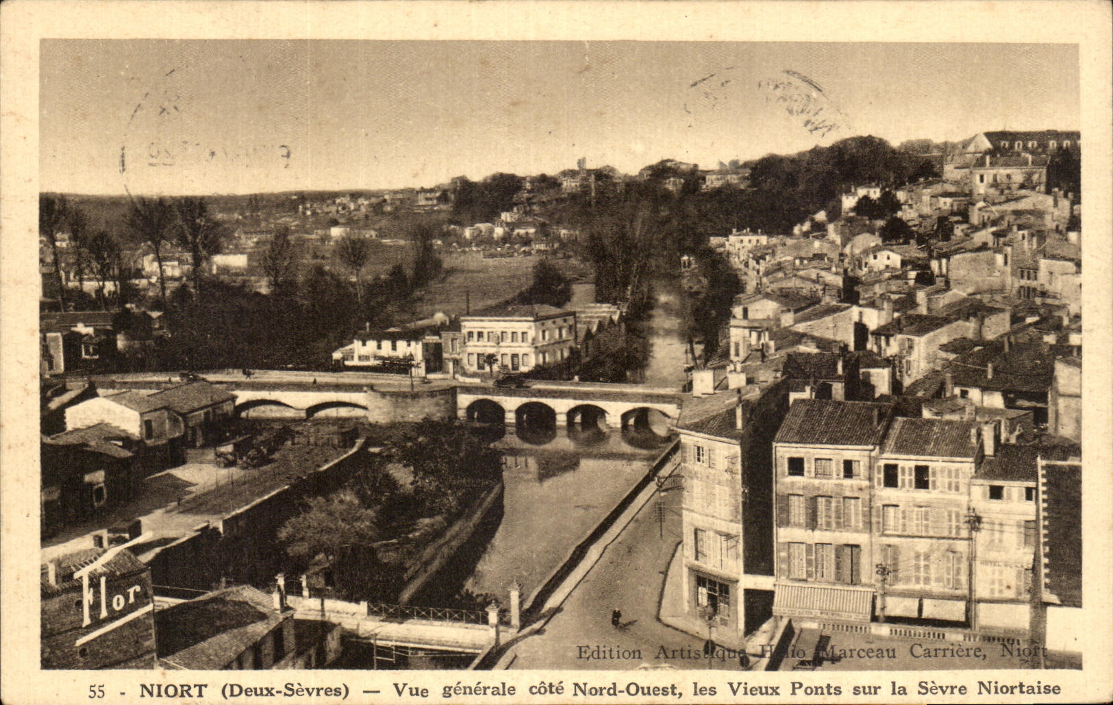 CPA Niort View Western Northern dimension the Old Bridges on separates Niortaise