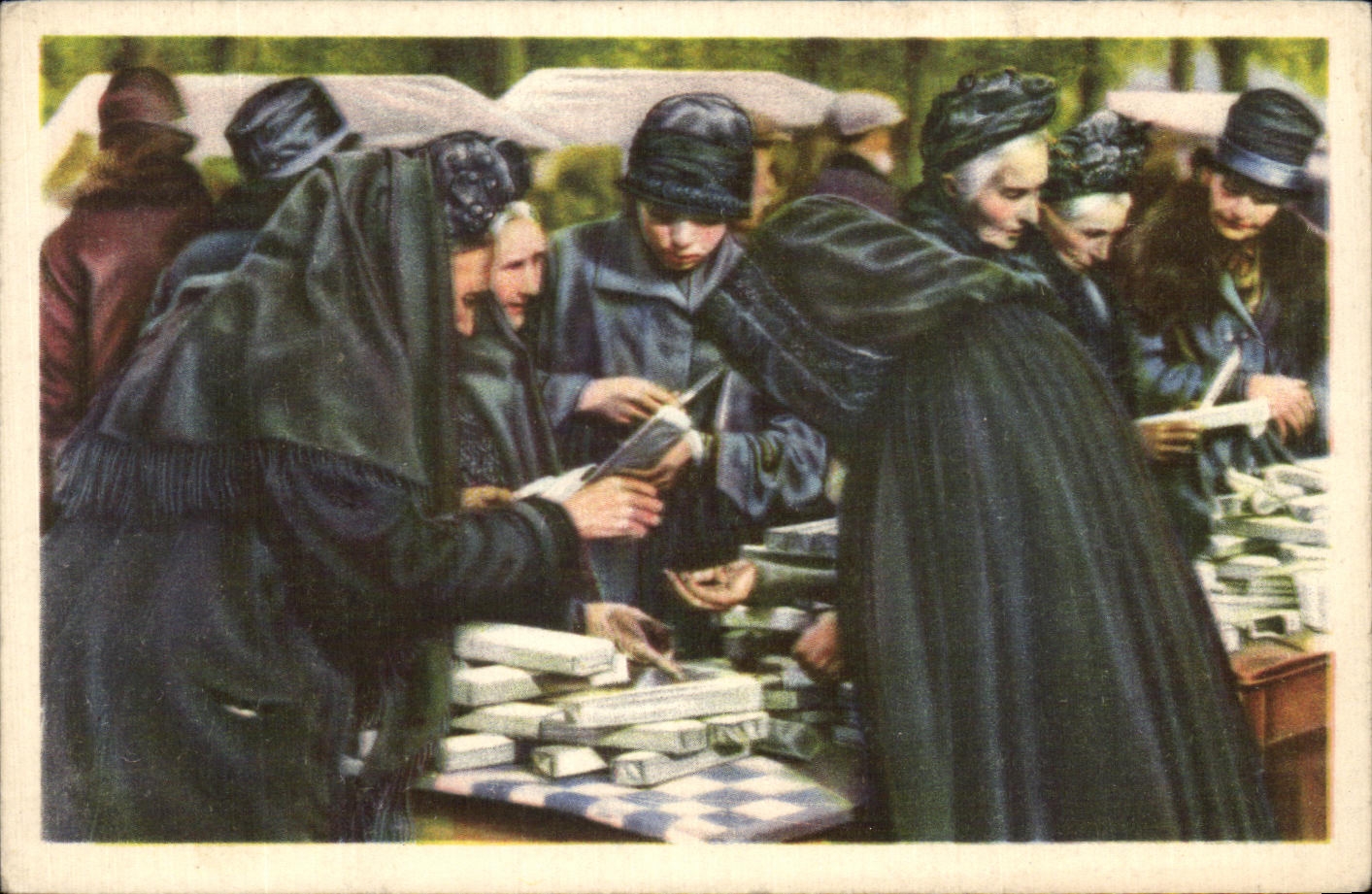 Belgian Image Folklore Dimensions of gold Montaigu the commercial candles