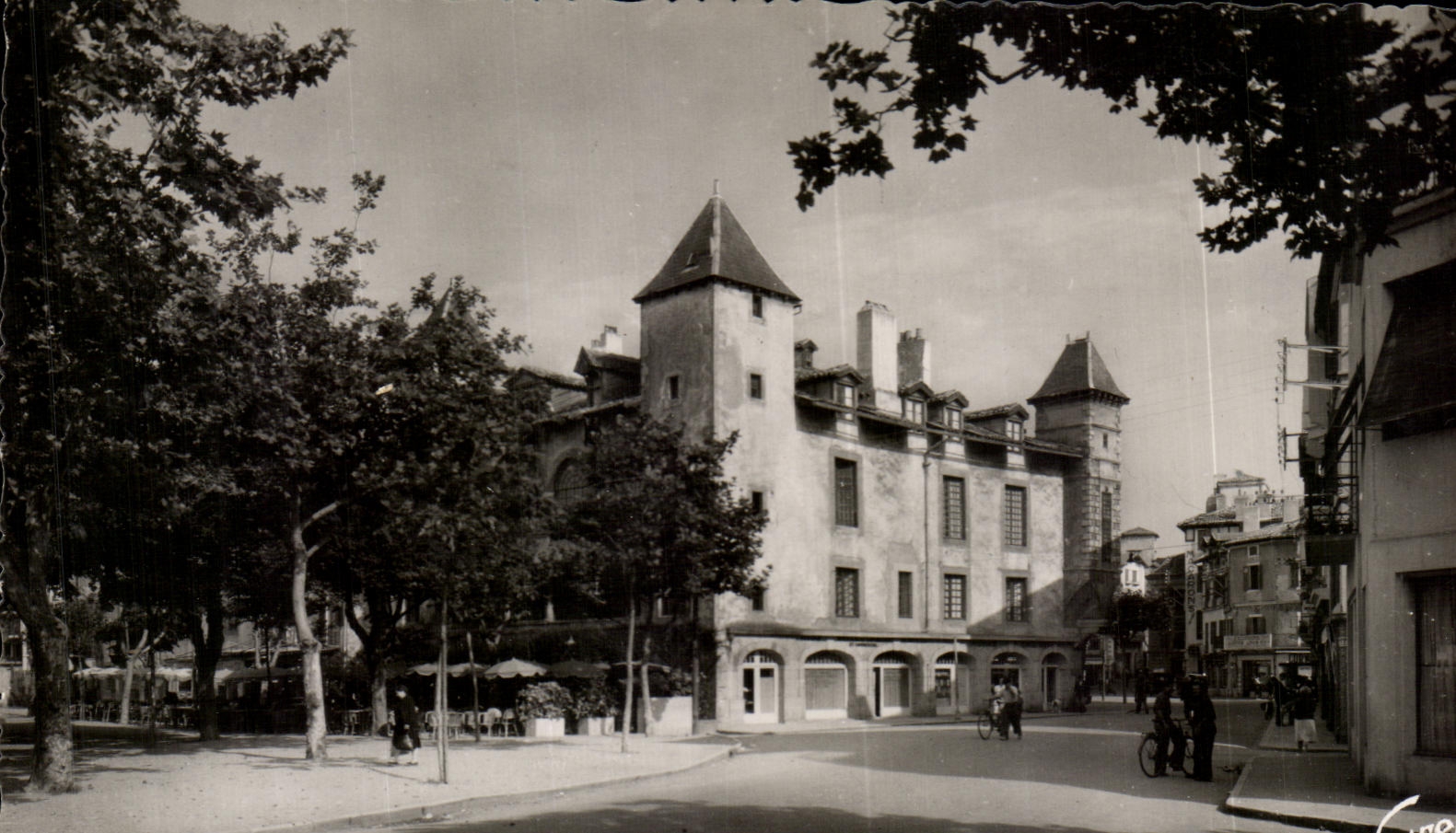 CPSM Saint Jean de Luz Maison de Louis XIV