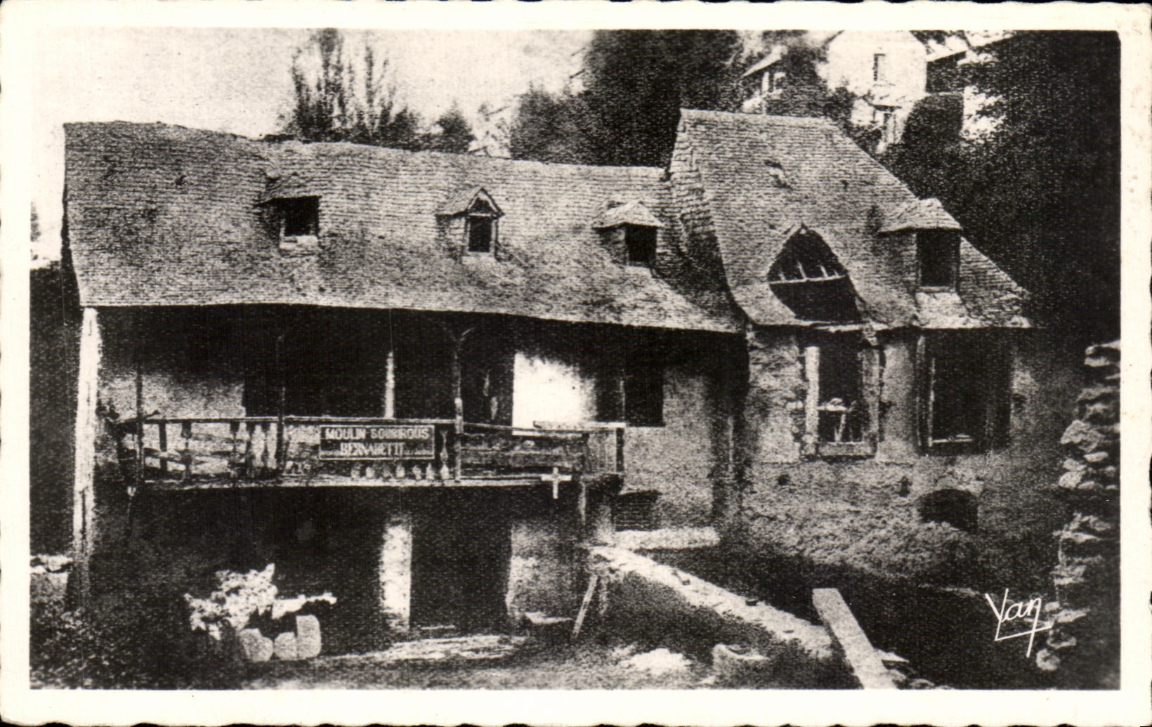 CPA Lourdes Le Moulin de Boly ou est nee Sainte Bernadette 