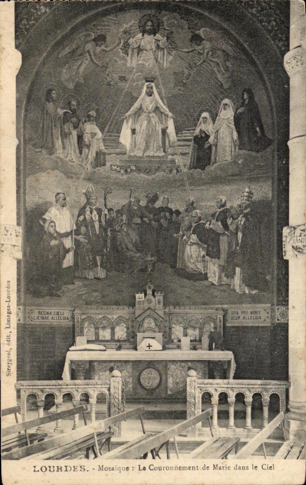 CPA Lourdes Mosaique Le Couronnement de Marie dans le Ciel