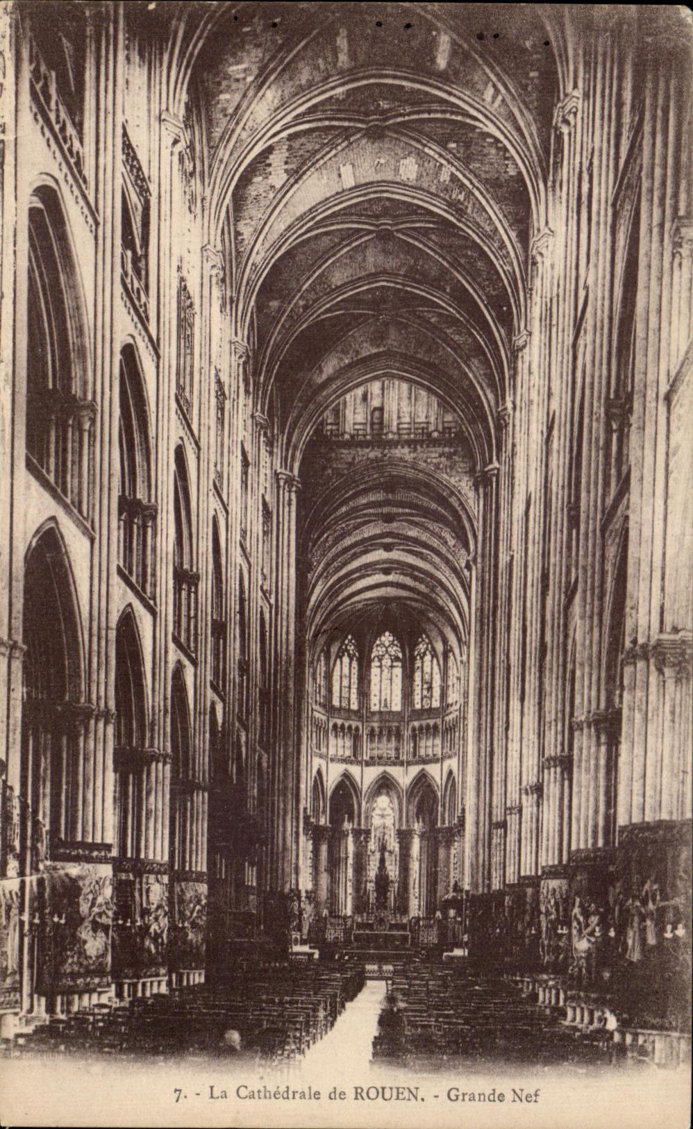 CPA the cathedral of Rouen Great Nave