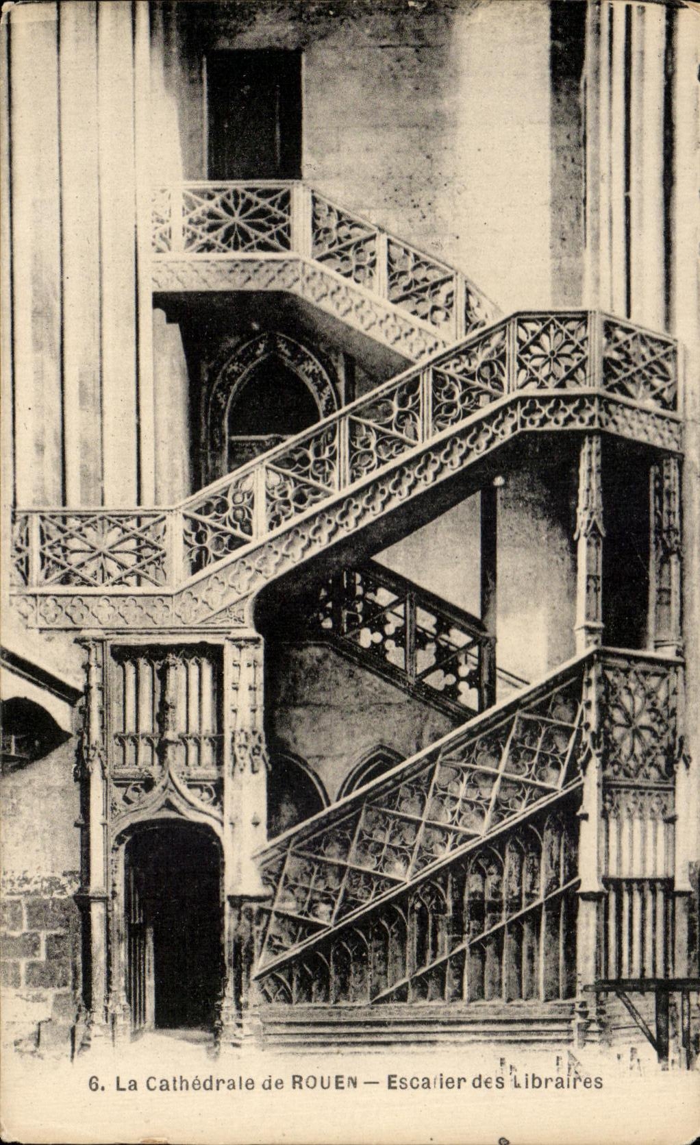 CPA the cathedral of Rouen Escailer of the Booksellers